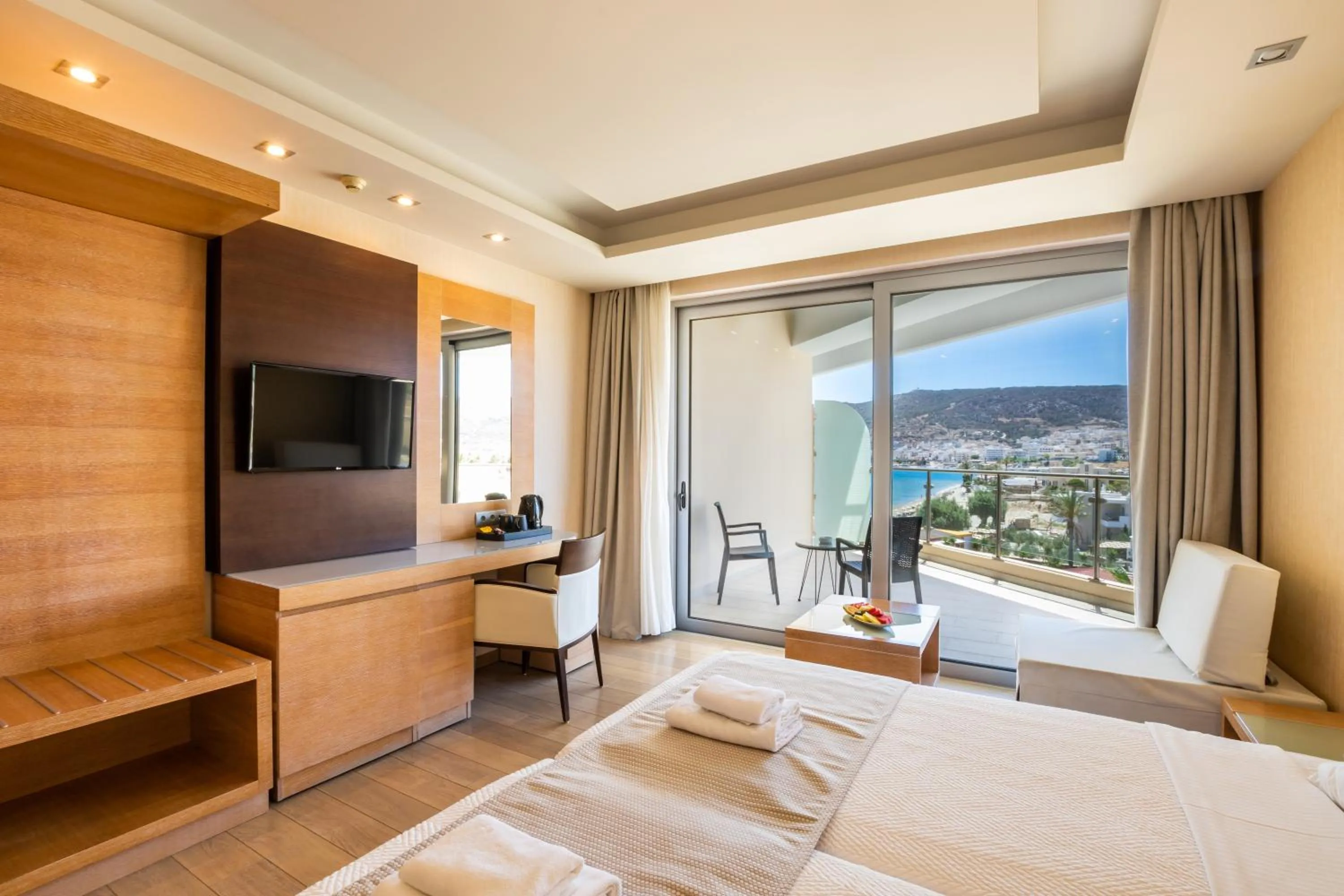 Bed in Konstantinos Palace