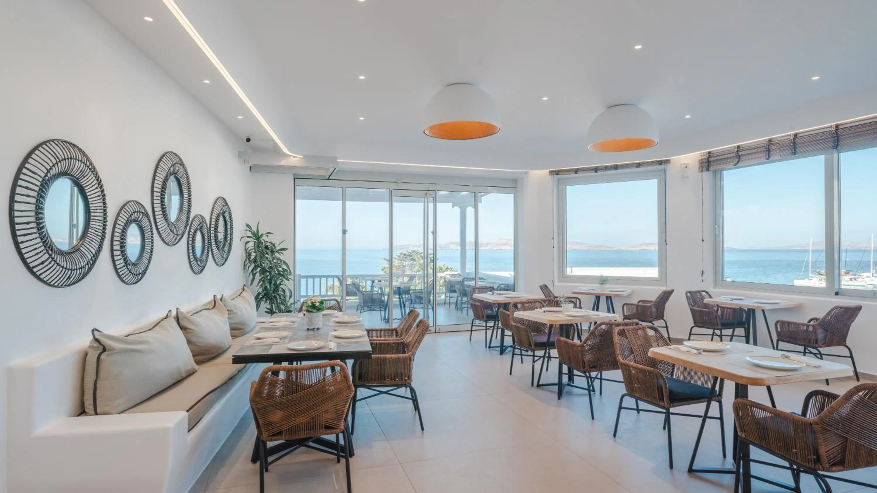 Restaurant/places to eat in Manoula's Beach Mykonos Resort