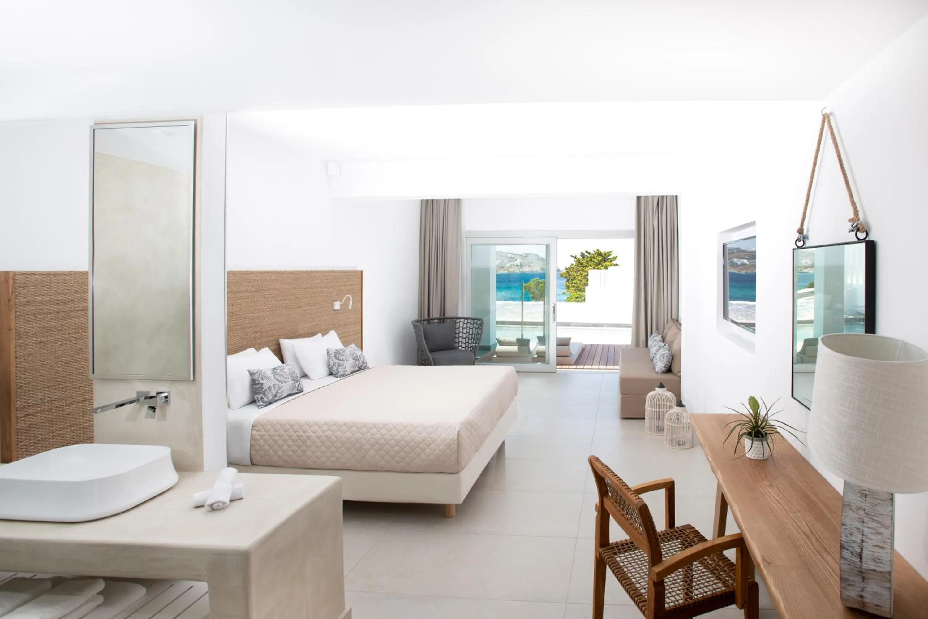 Photo of the whole room, Bed in Manoula's Beach Mykonos Resort