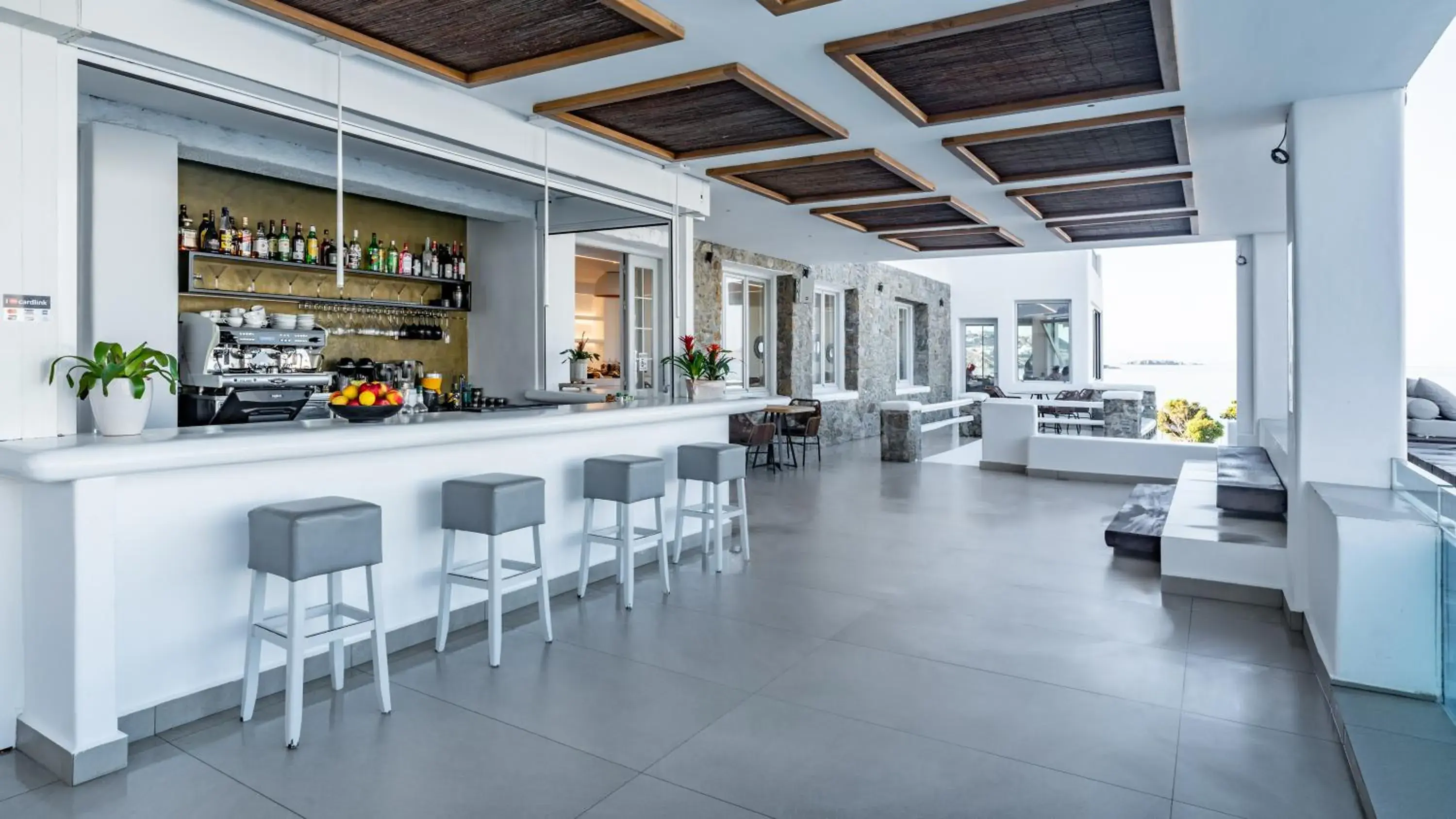 Restaurant/places to eat in Manoula's Beach Mykonos Resort Restaurant/places to eat in Manoula's Beach Mykonos Resort