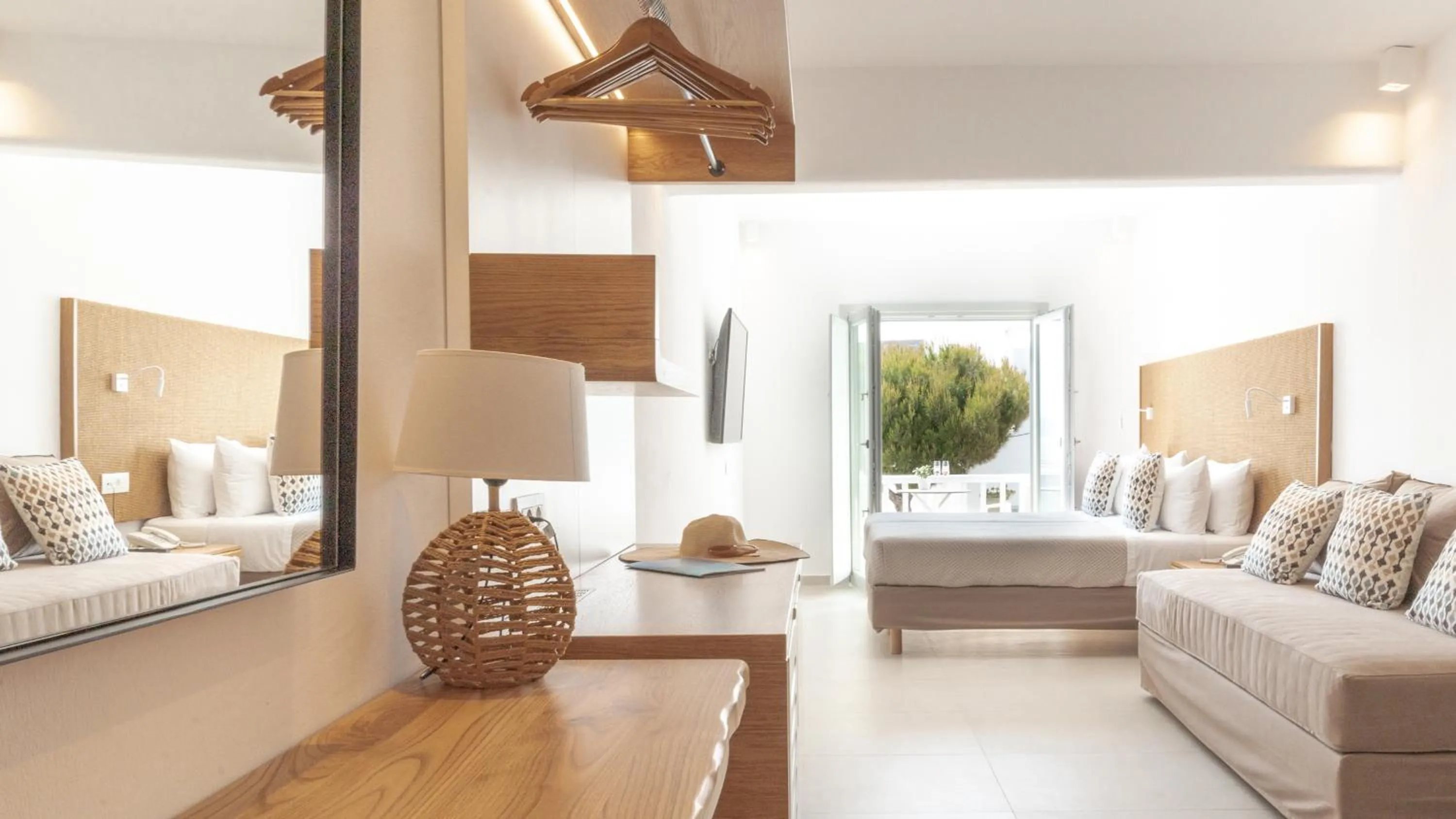 Photo of the whole room in Manoula's Beach Mykonos Resort