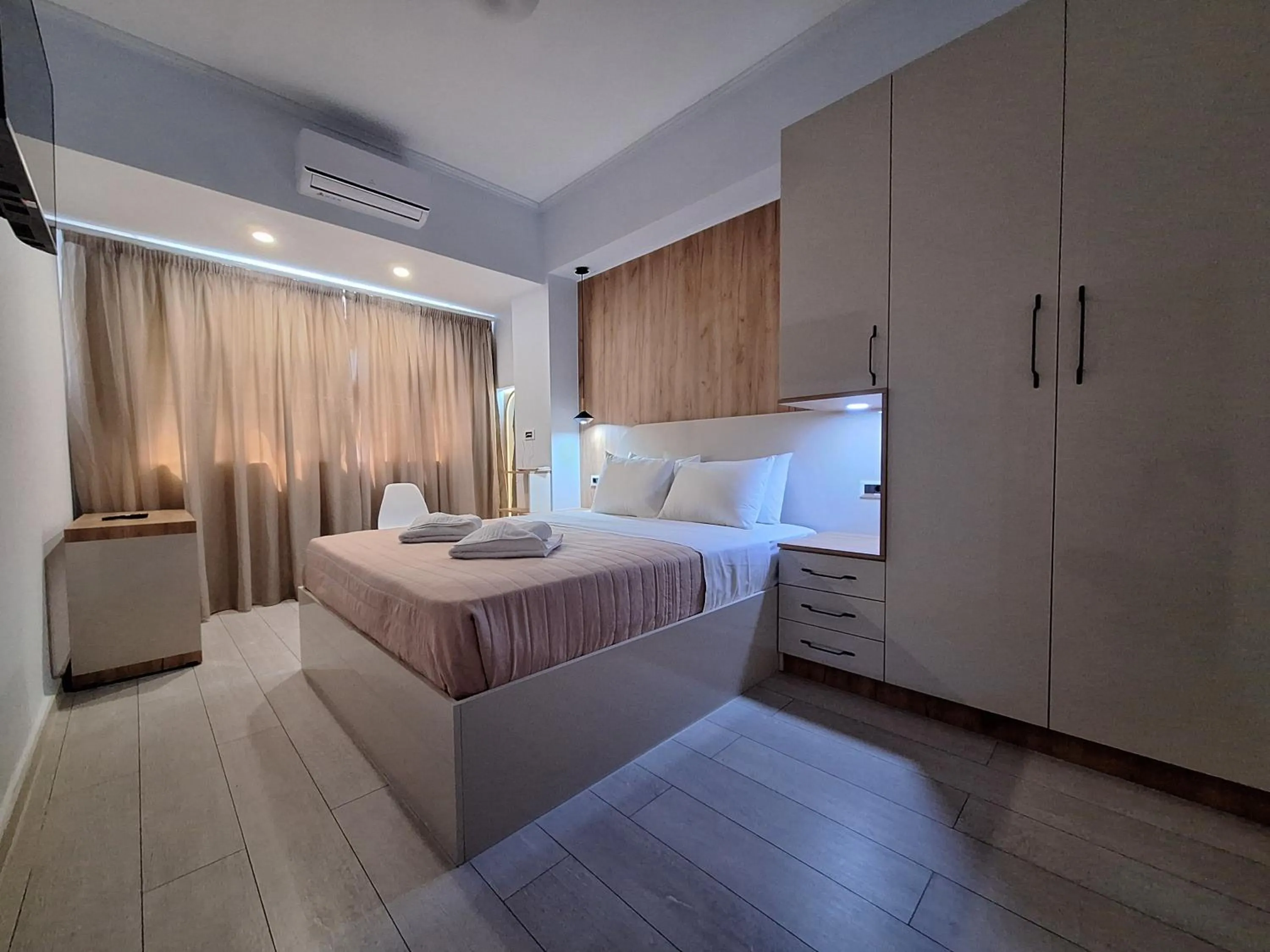 Bedroom, Bed in Perla Beach