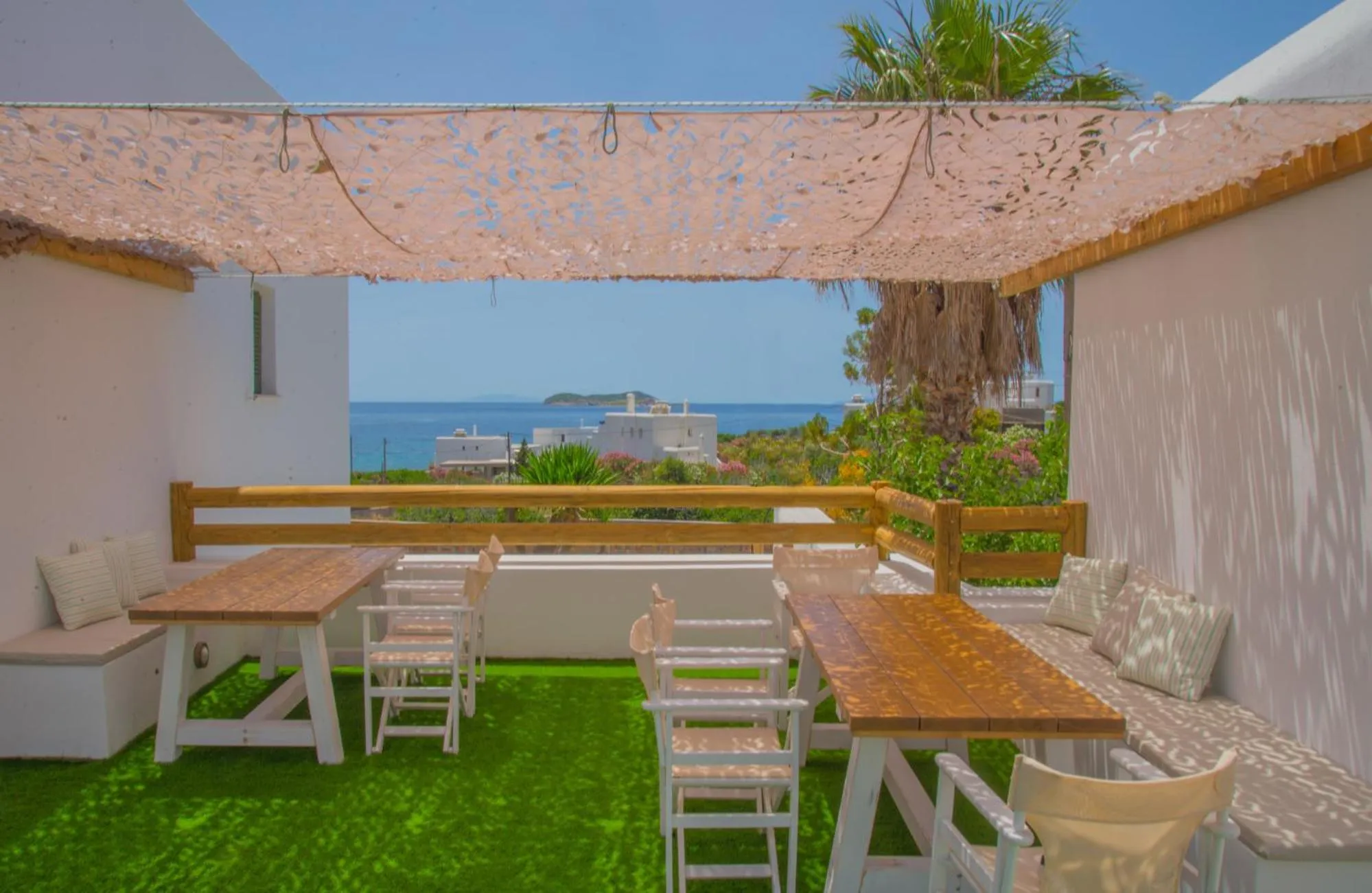 Garden in Ostria Hotel & Apartments