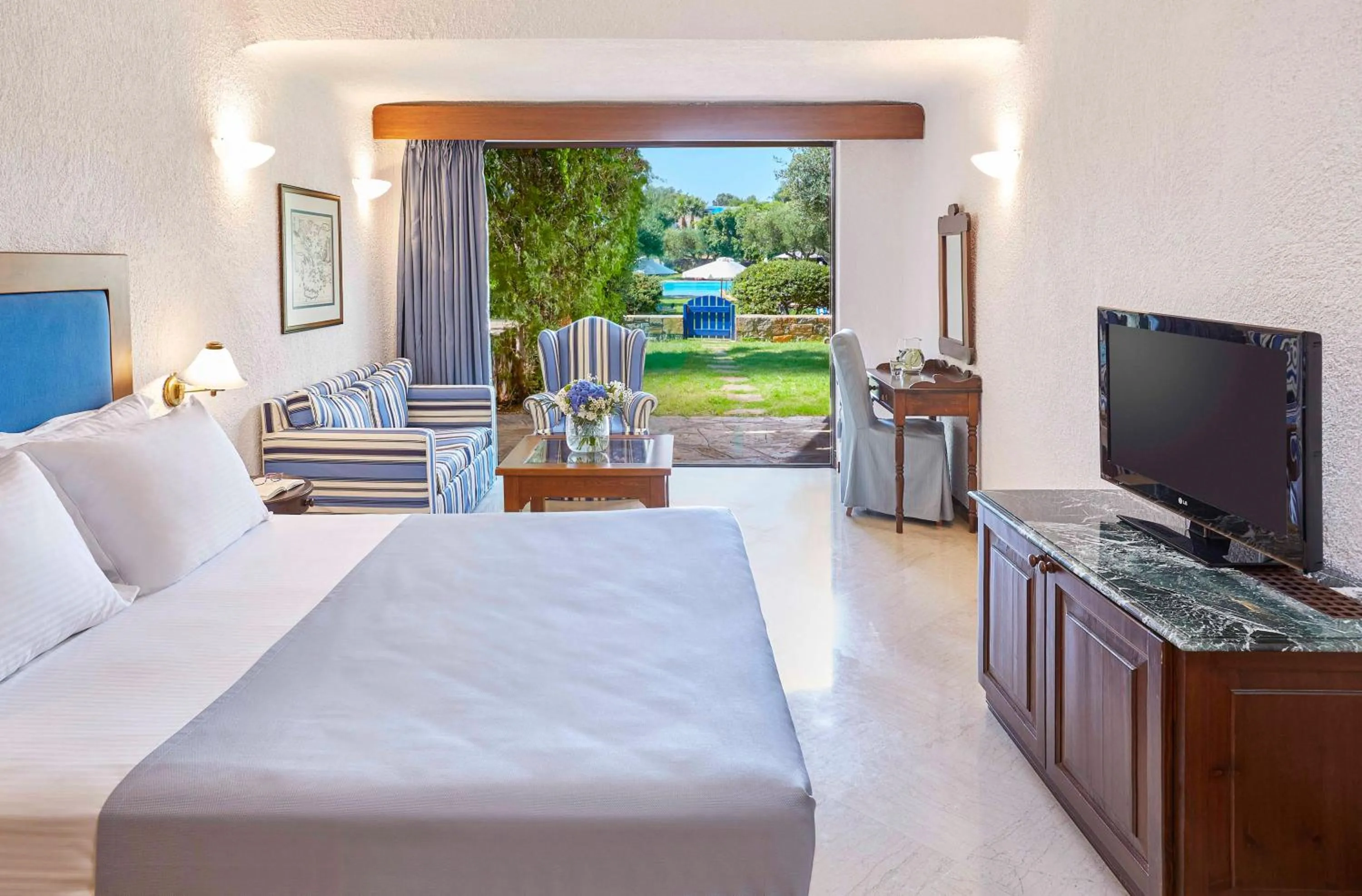 Bedroom, Bed in Elounda Bay Palace, a Member of the Leading Hotels of the World