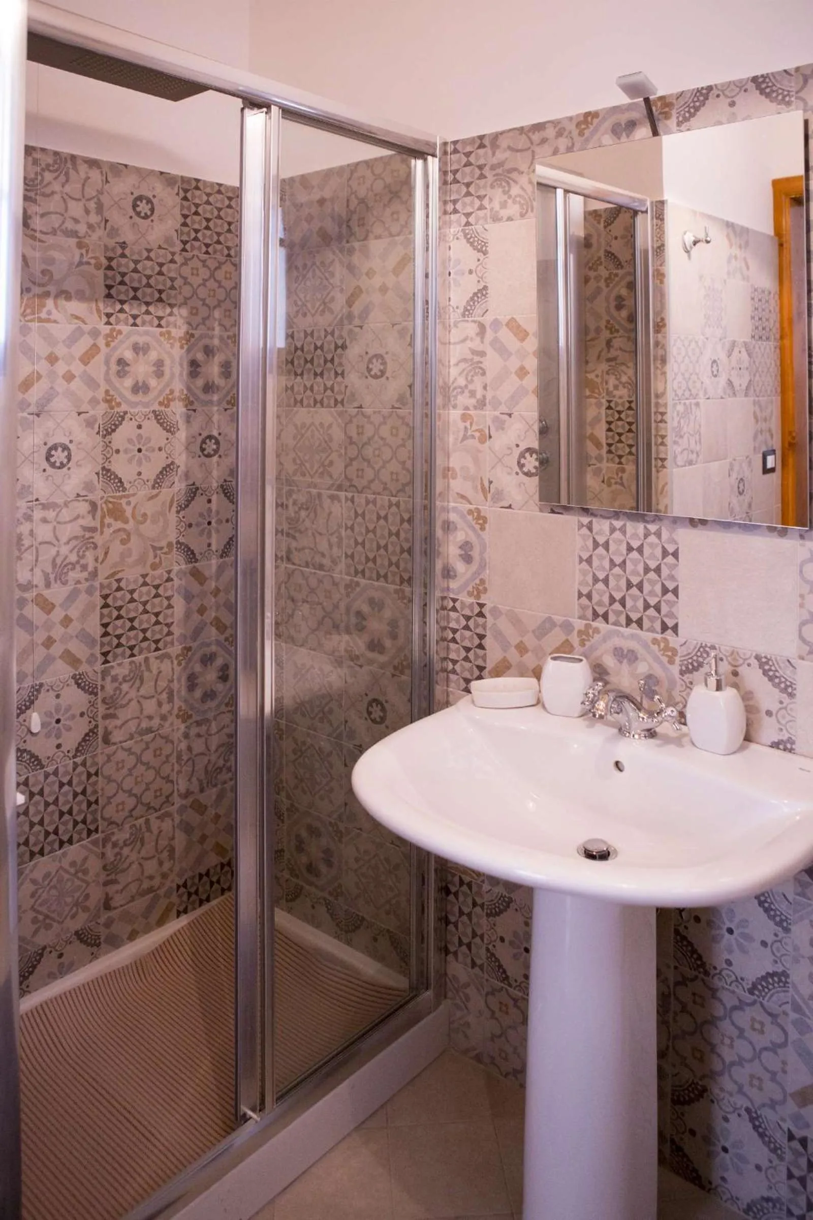 Bathroom in Villa Teresa B&B