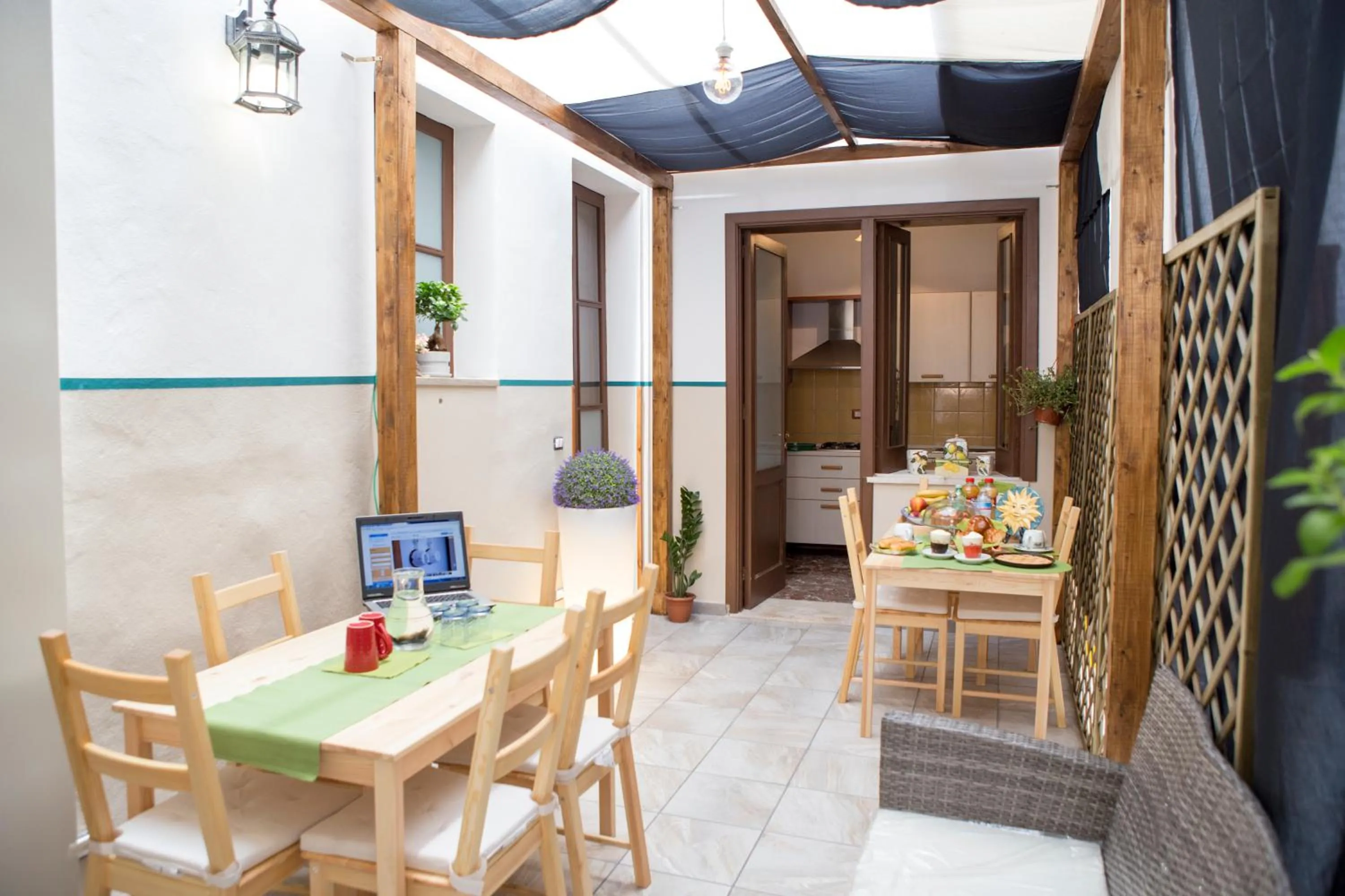 Coffee/tea facilities in Villa Teresa B&B