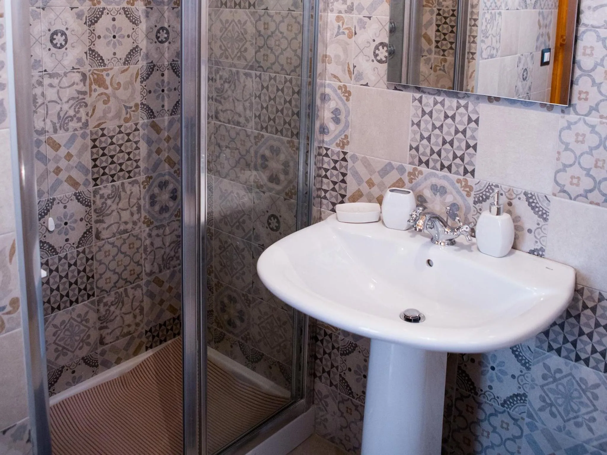 Bathroom in Villa Teresa B&B