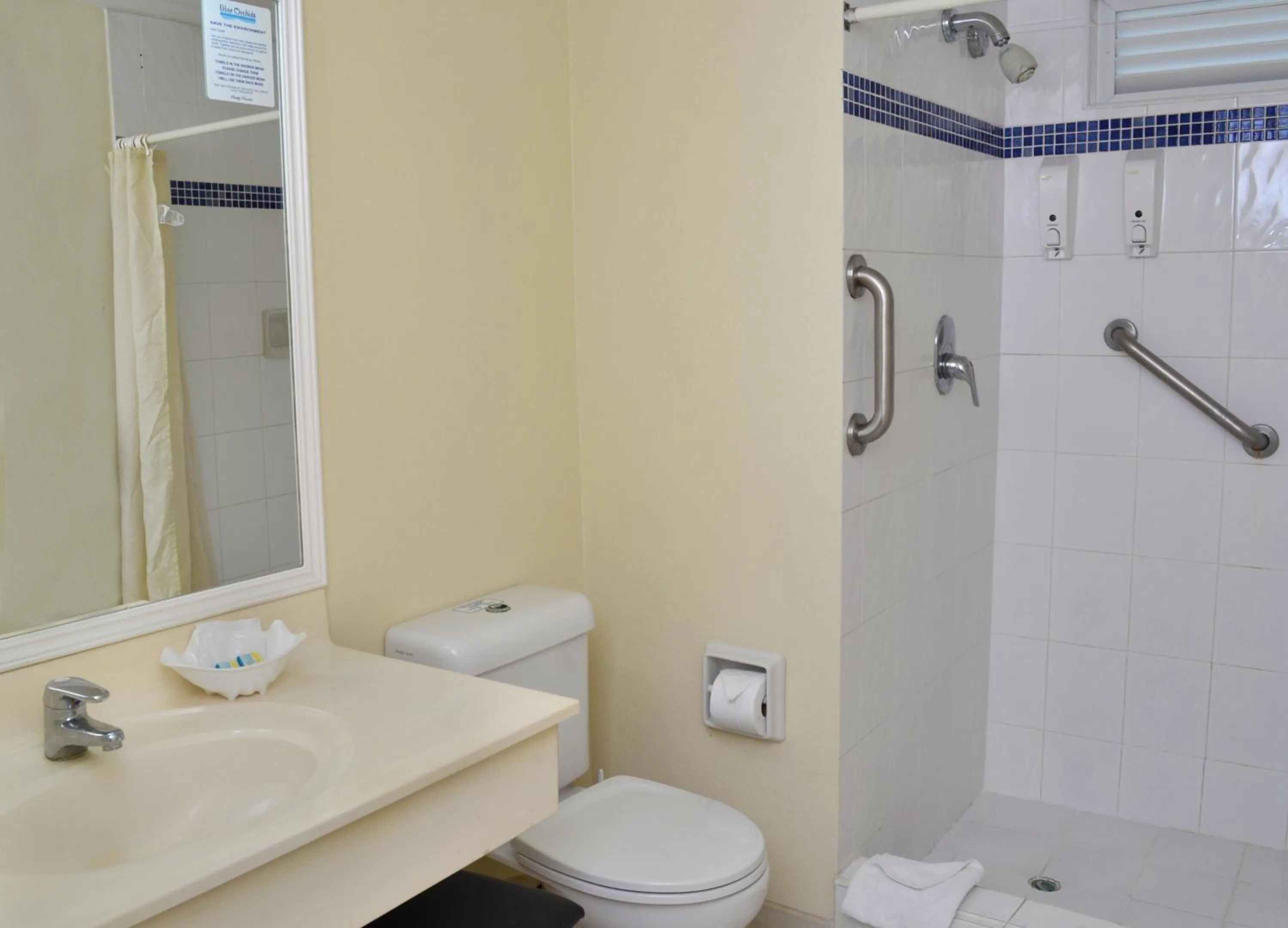 Bathroom in Blue Orchids Beach Hotel