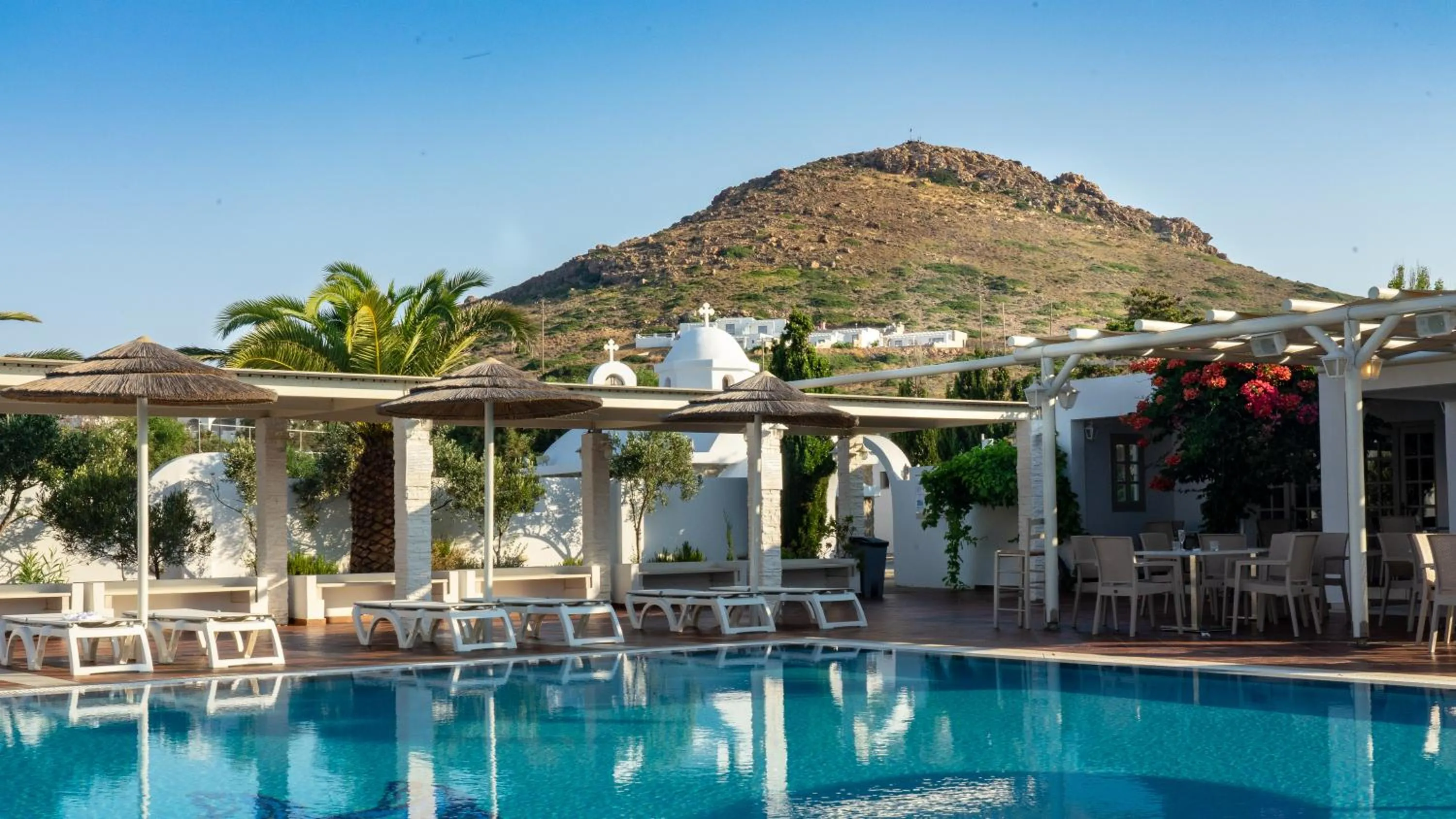 Swimming pool in Kavuras Village Hotel & Suites
