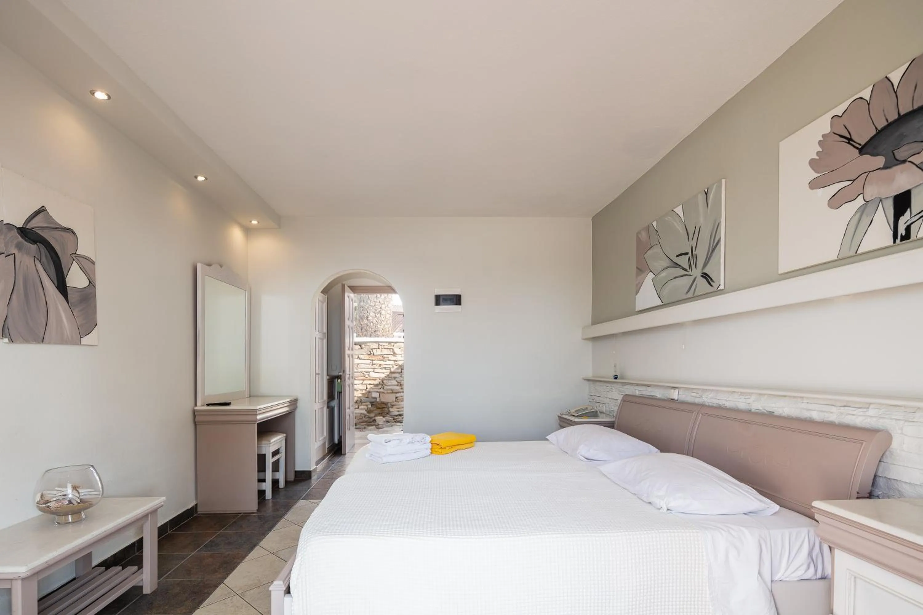 Bed in Kavuras Village Hotel & Suites