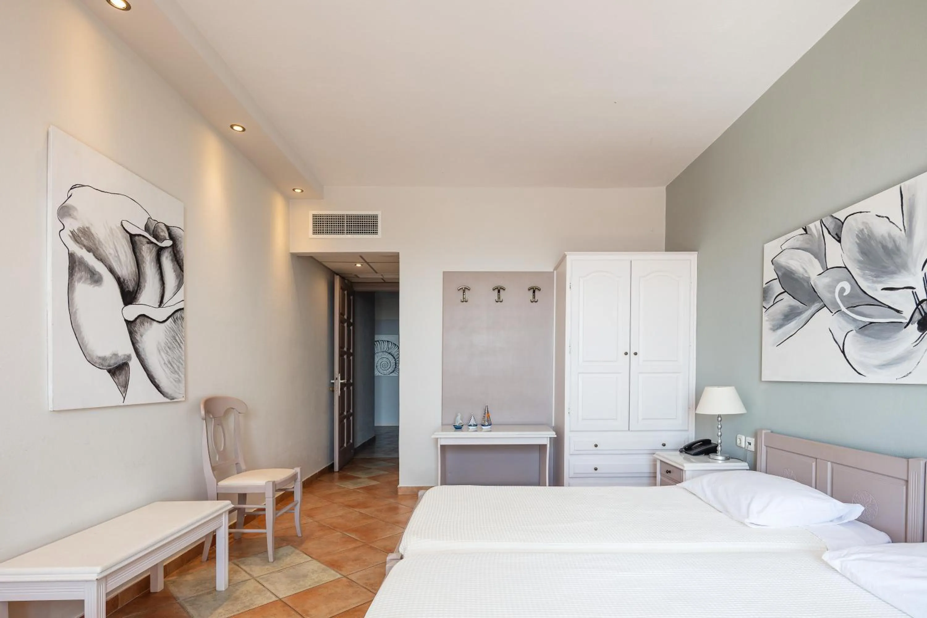 Bed in Kavuras Village Hotel & Suites