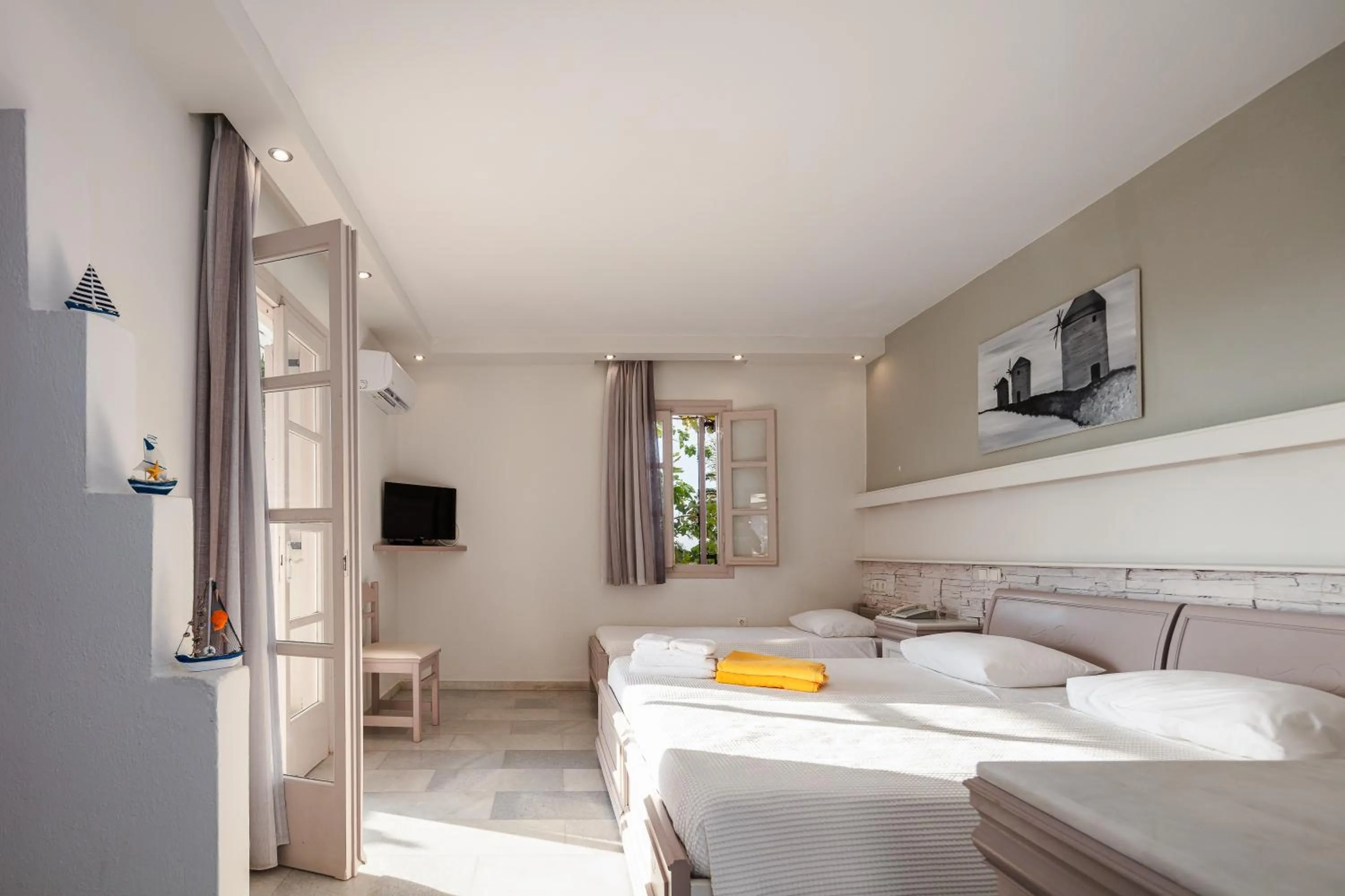 Bed in Kavuras Village Hotel & Suites