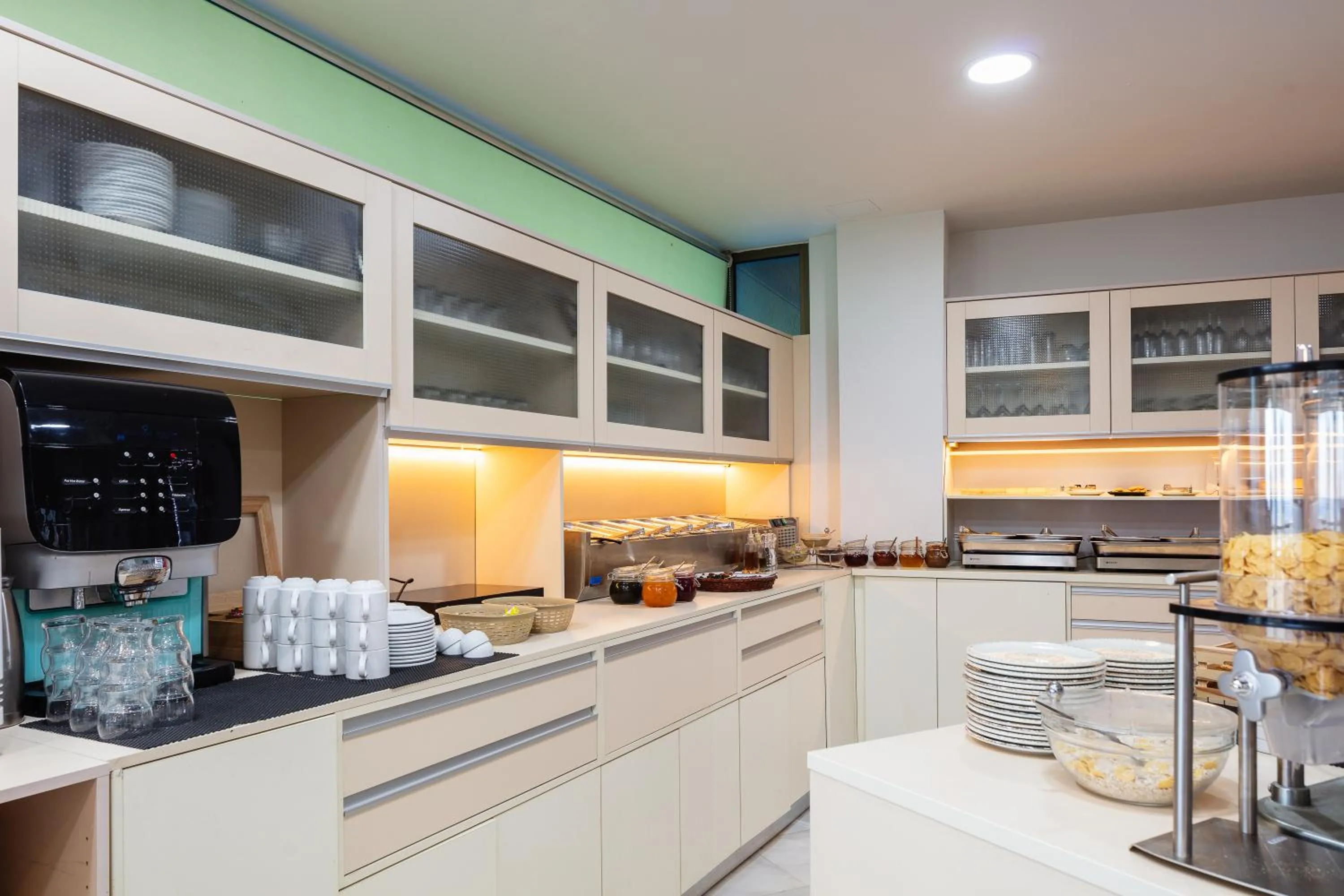 Breakfast in Steris Elegant Beach Hotel