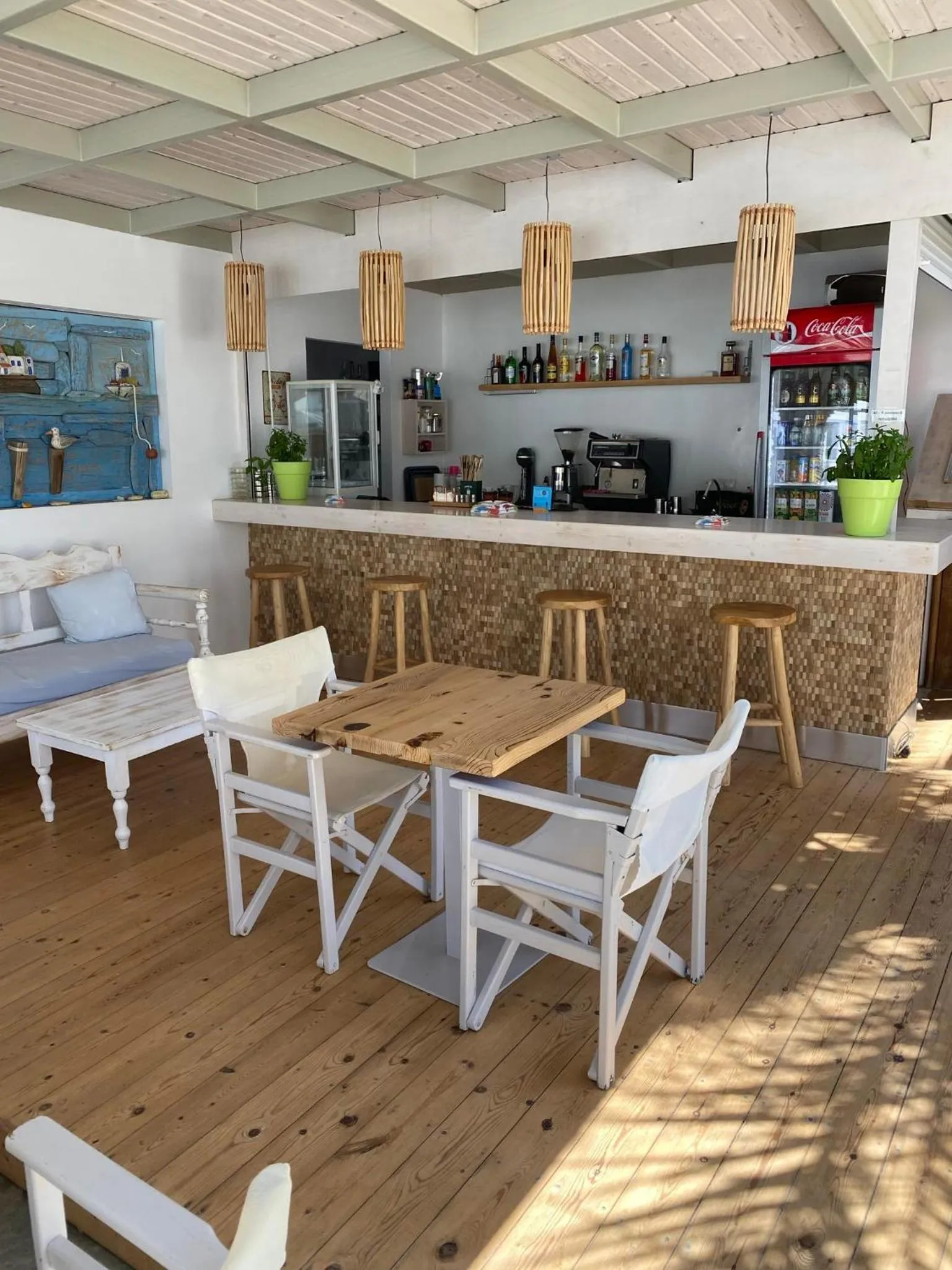 Lounge or bar in Remvi