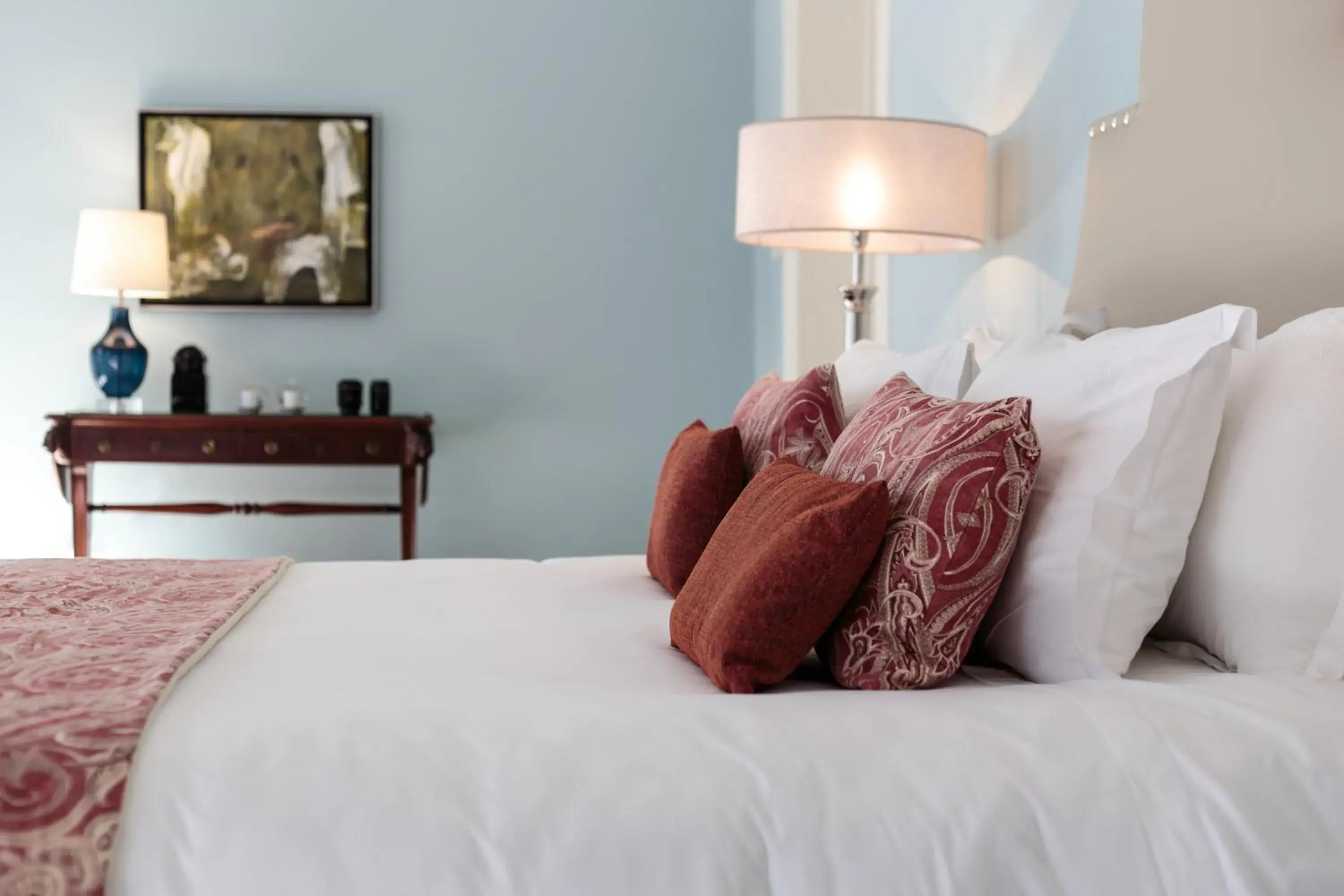 Property building, Bed in Dear Lisbon - Palace Chiado Suites Property building, Bed in Dear Lisbon - Palace Chiado Suites