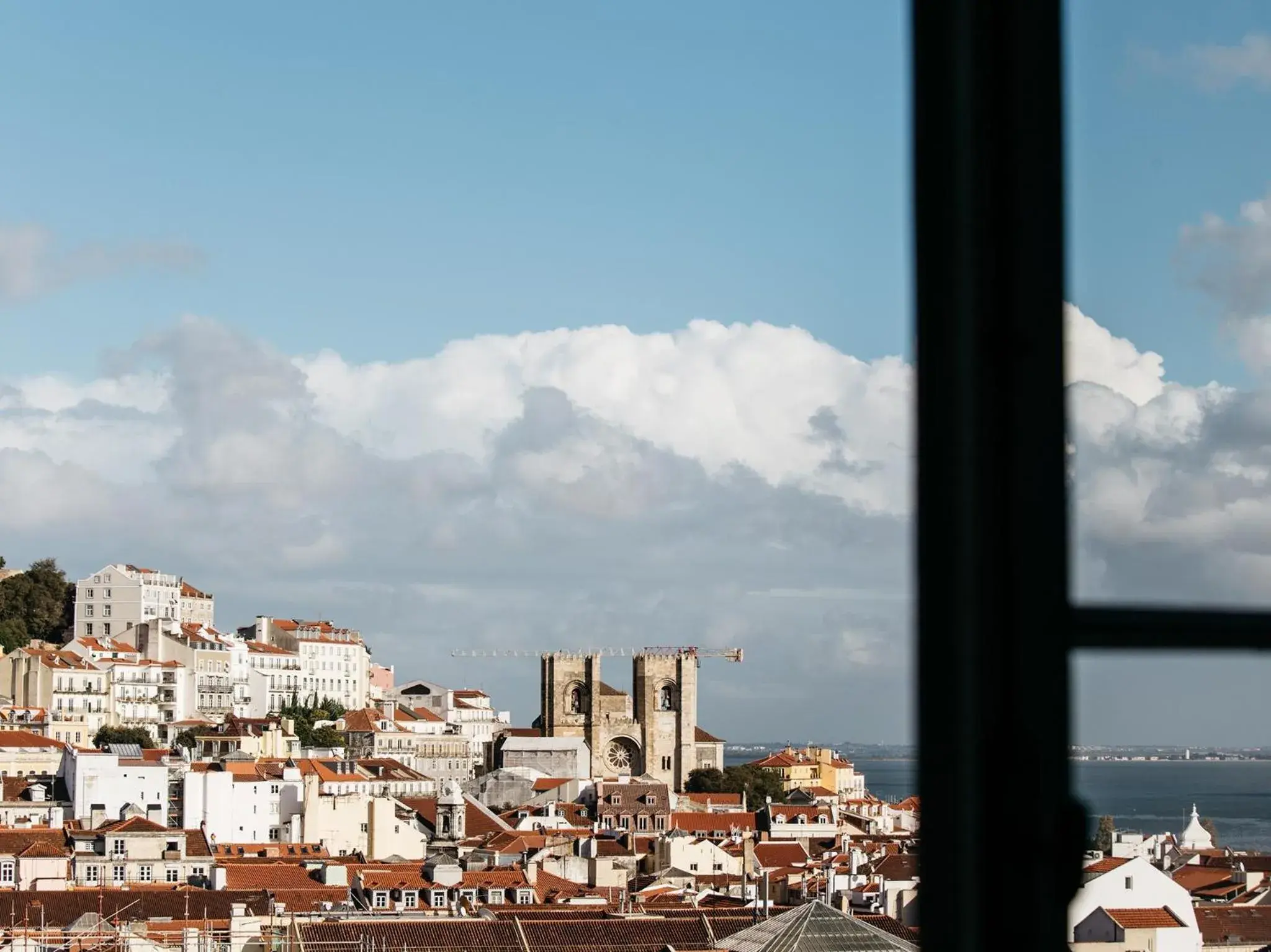 City view in Dear Lisbon - Palace Chiado Suites City view in Dear Lisbon - Palace Chiado Suites