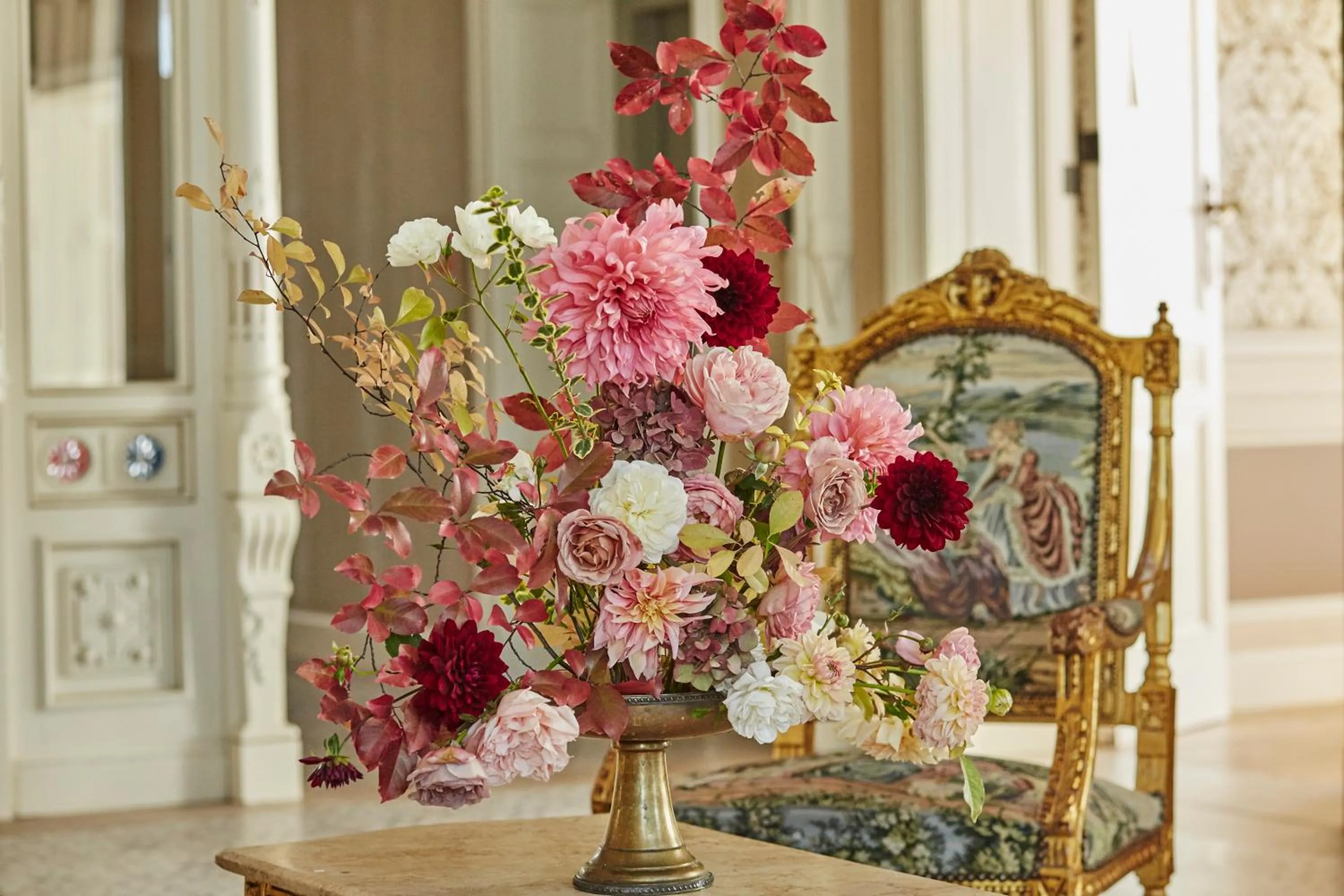 Lobby or reception in Pałac w Orli - pokoje, restauracja