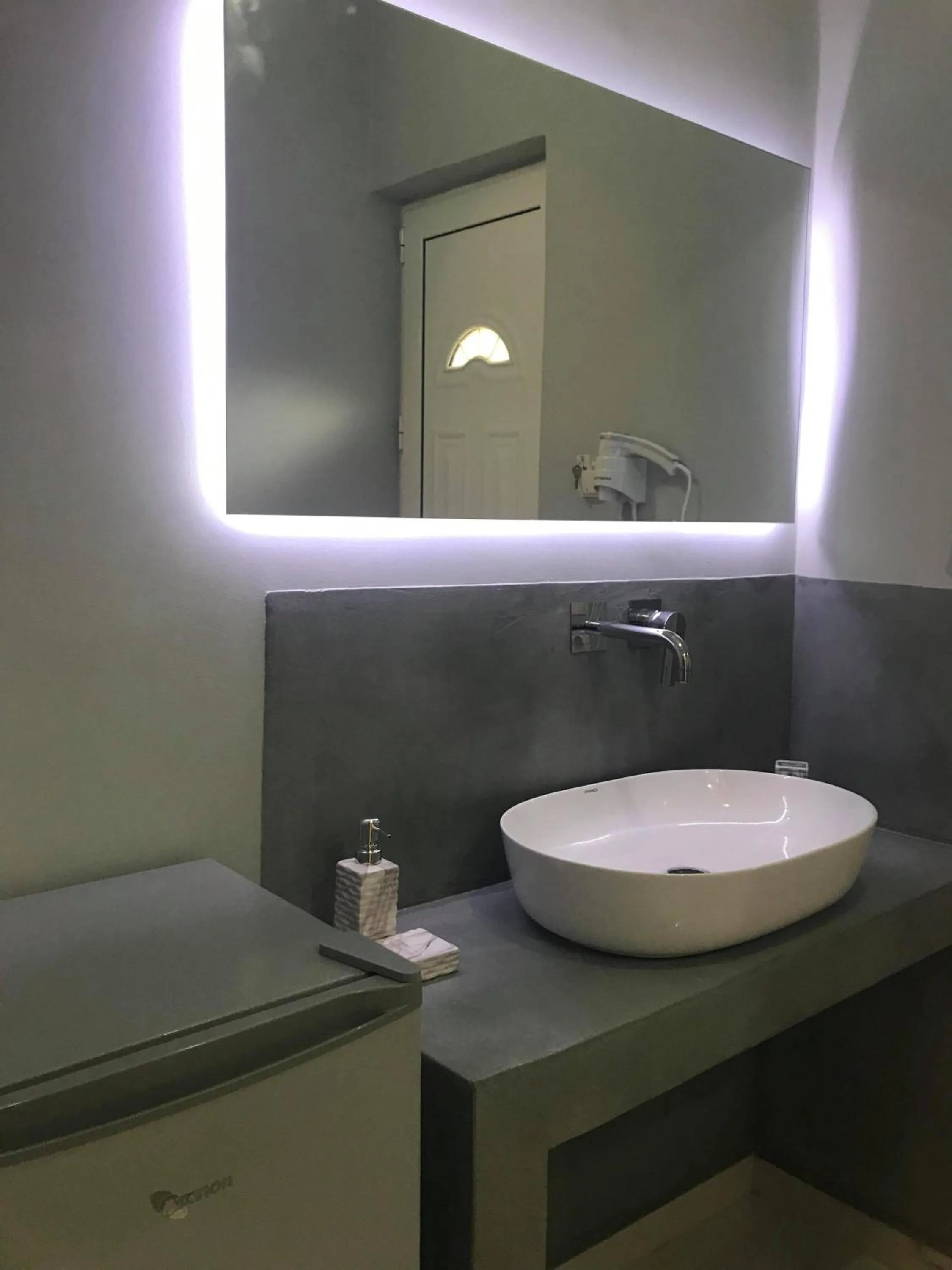 Bathroom in Zante Pantheon Hotel