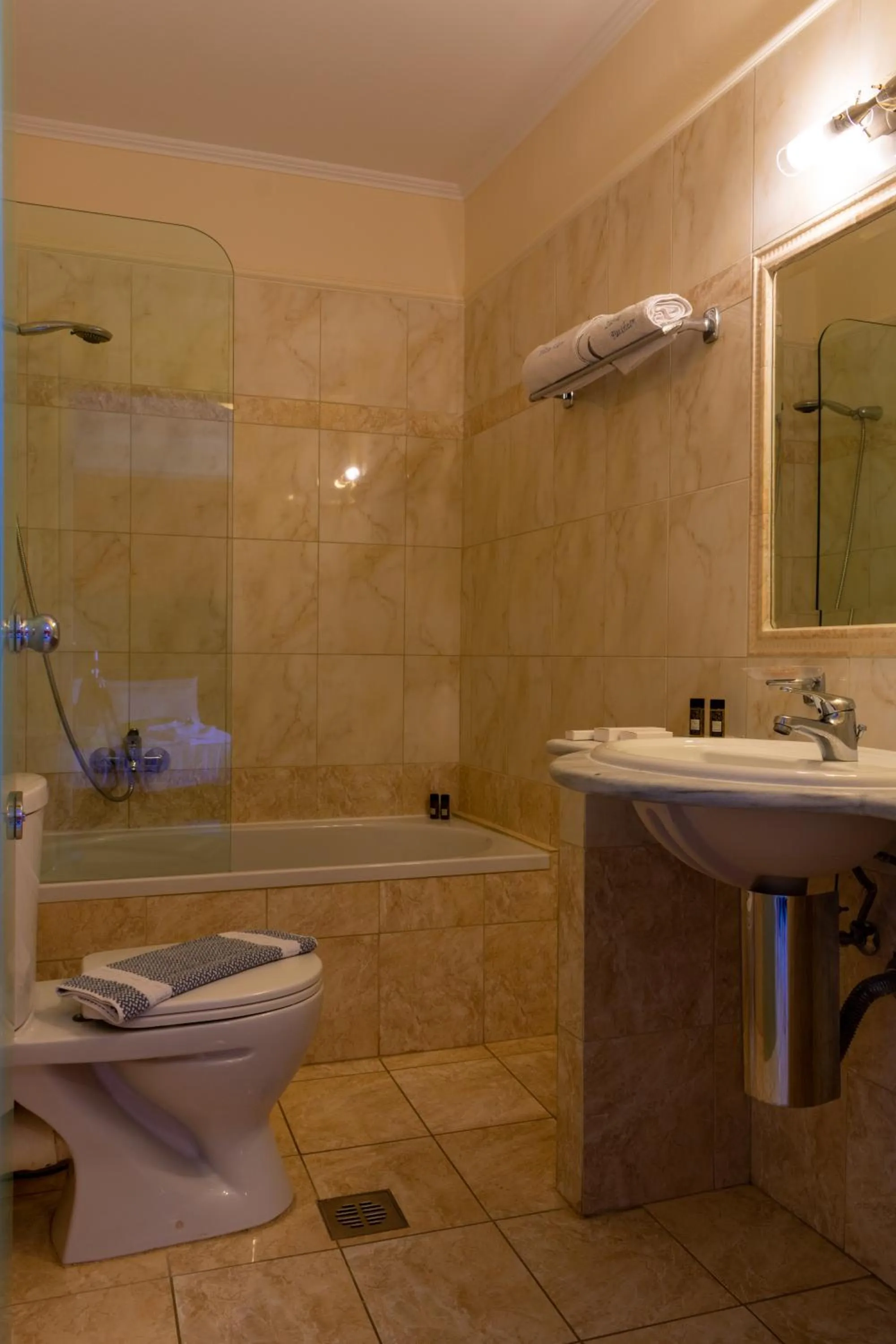 Bathroom in Zante Pantheon Hotel