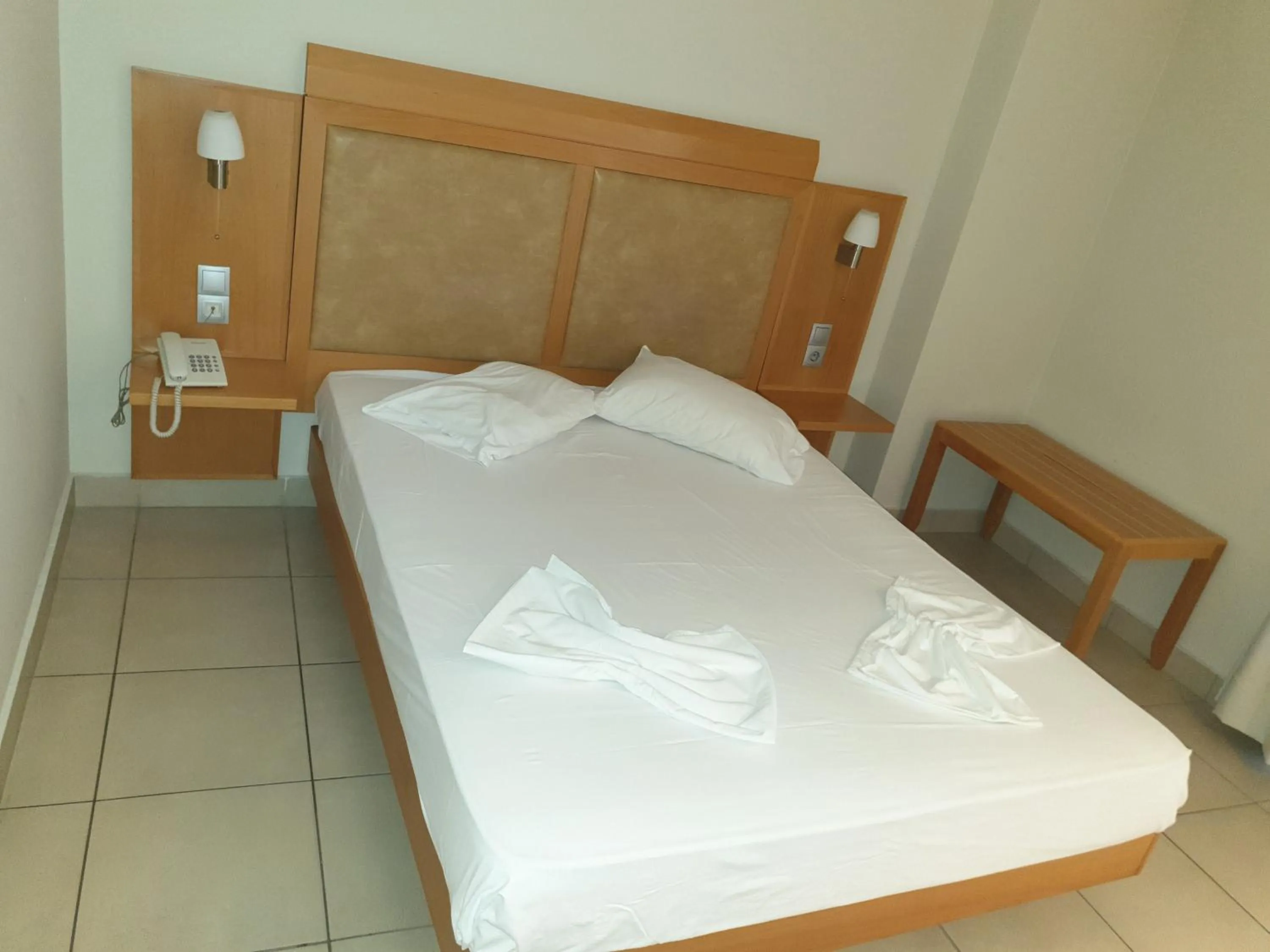 Saint Constantine Hotel