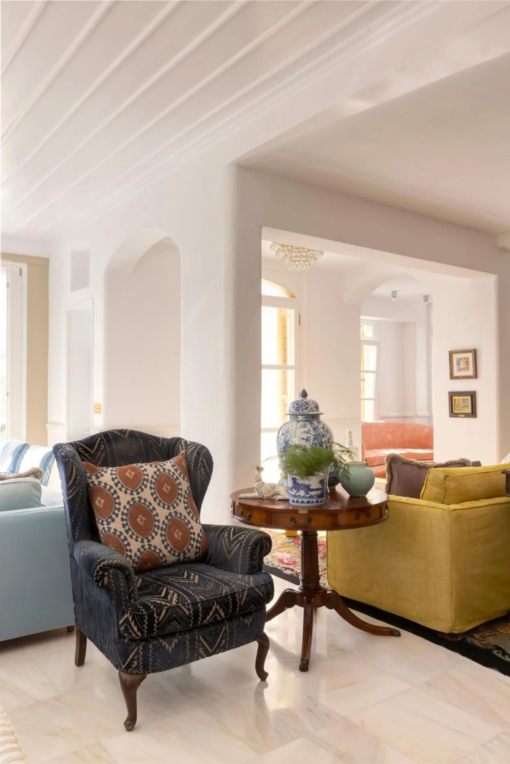 Living room in Dorion Hotel