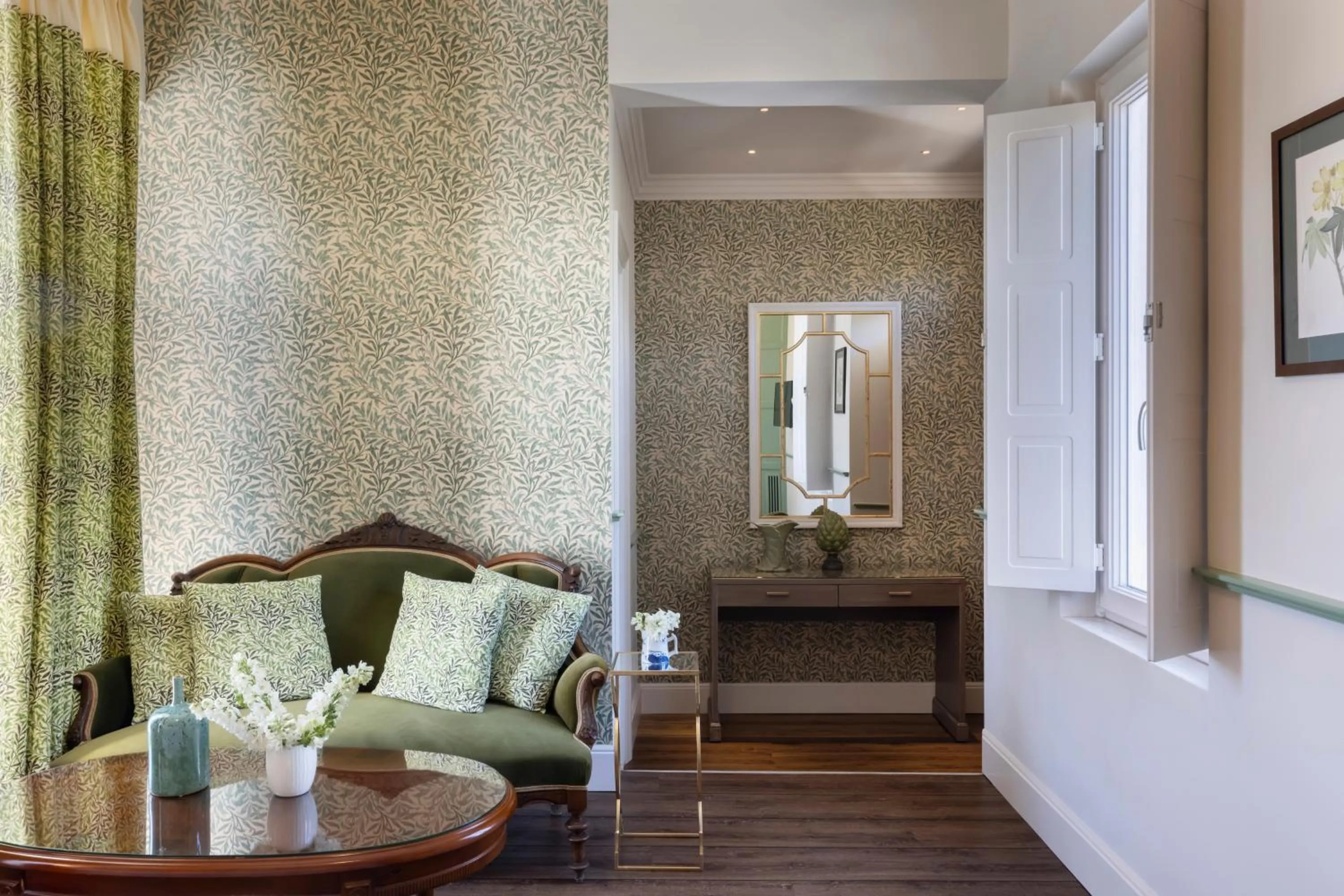 Bedroom in Dorion Hotel