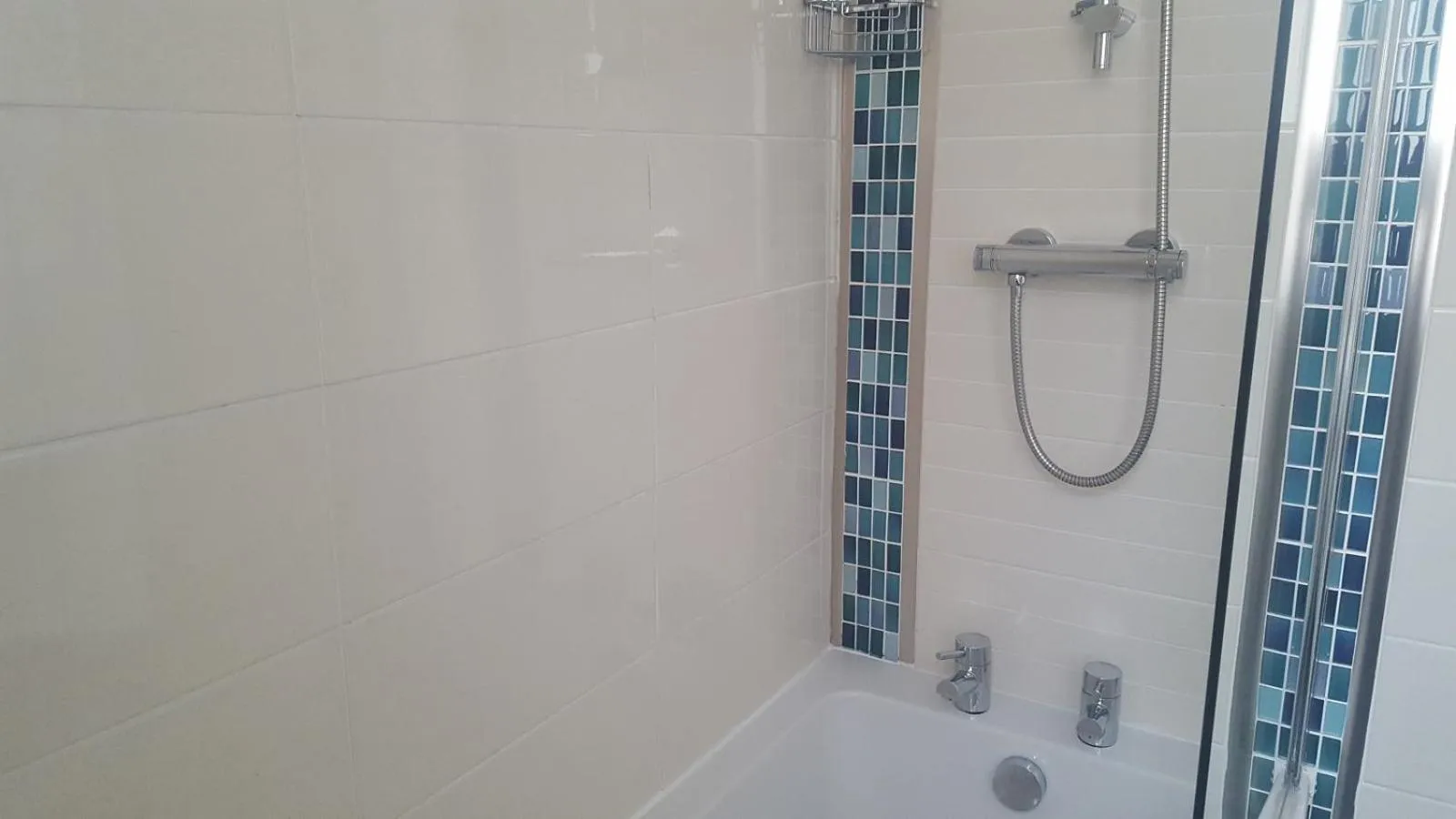 Bathroom in The Dolphin Hotel