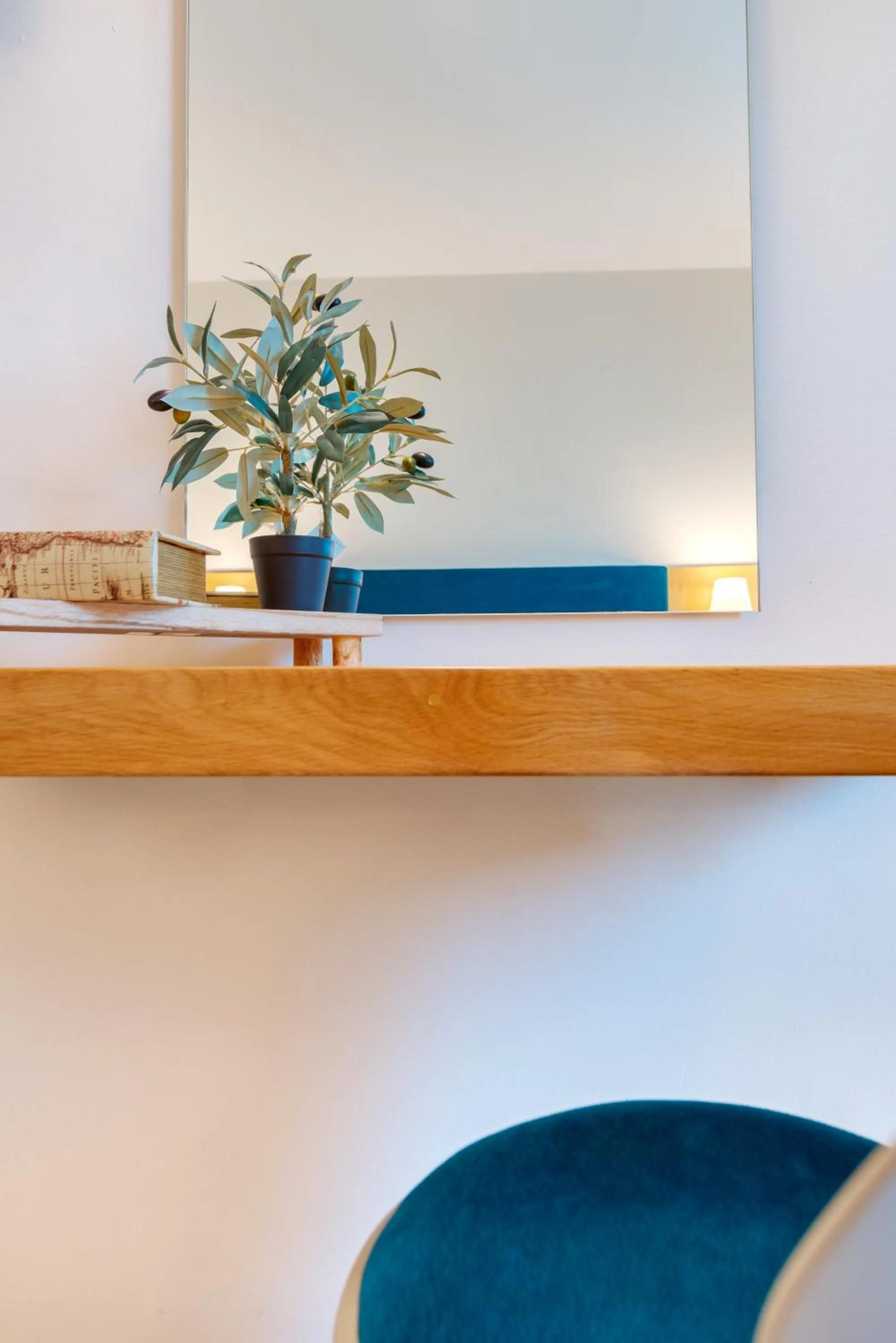 Decorative detail in Dolphin Bay Seaside Resort & Suites