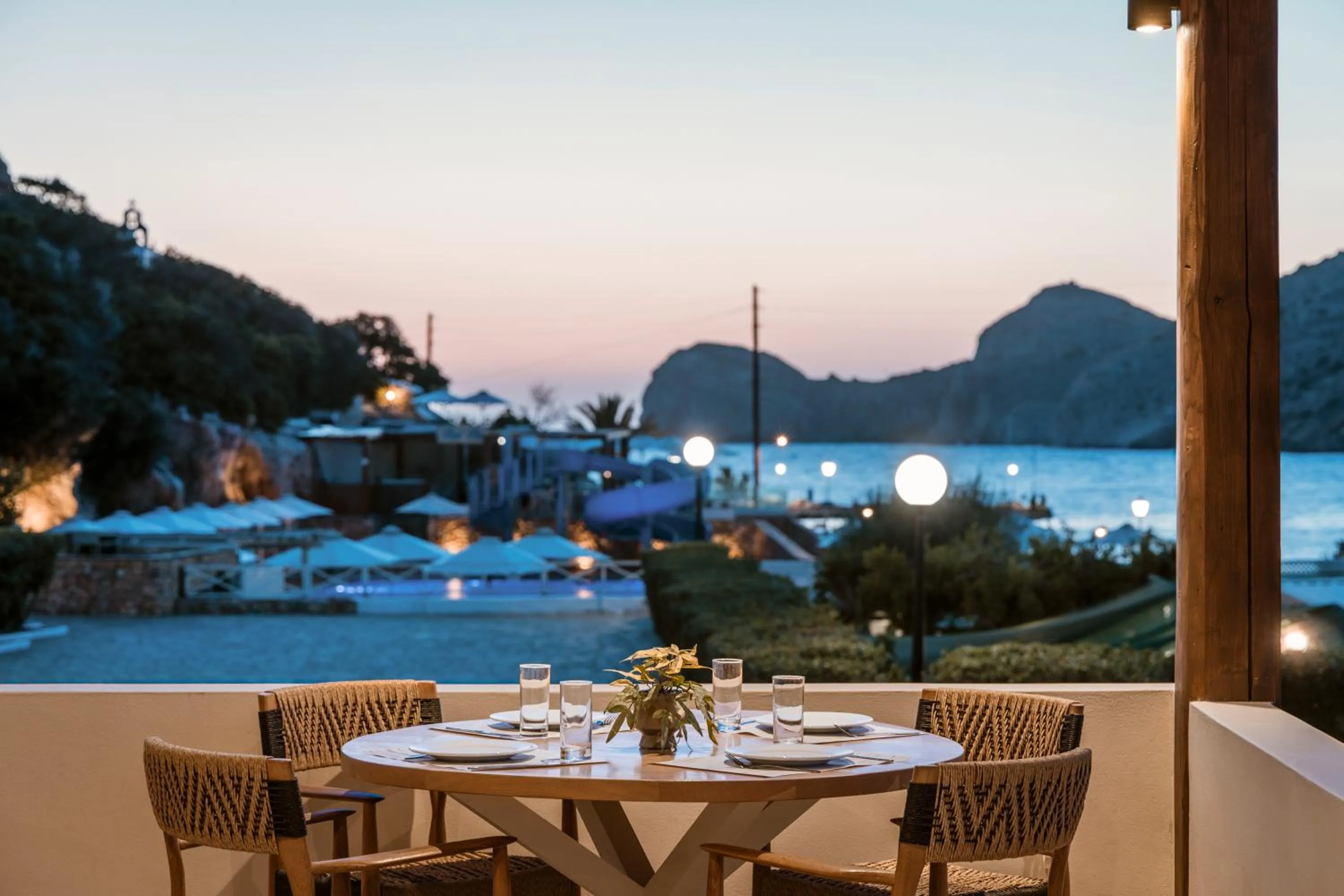 Restaurant/places to eat in Dolphin Bay Seaside Resort & Suites