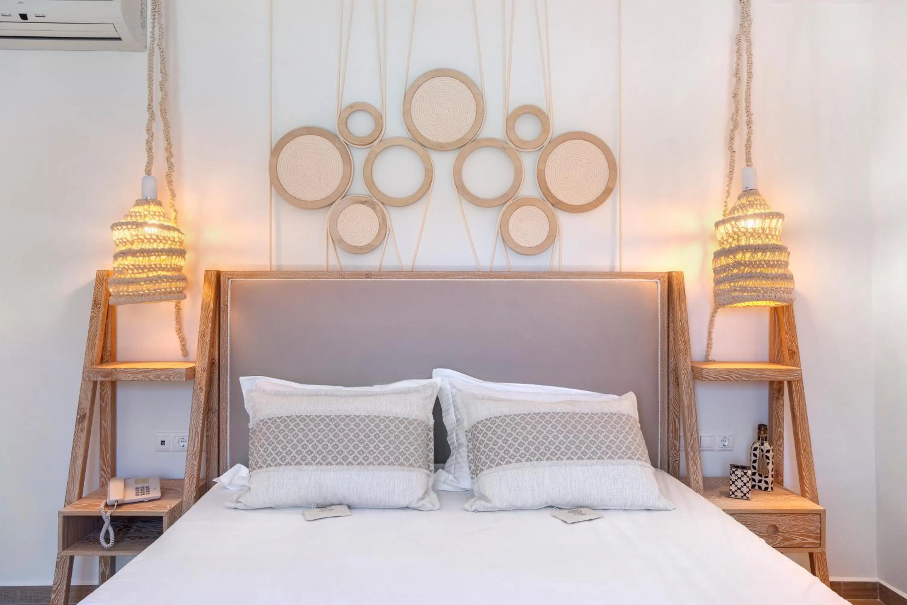 Bed in Dolphin Bay Seaside Resort & Suites