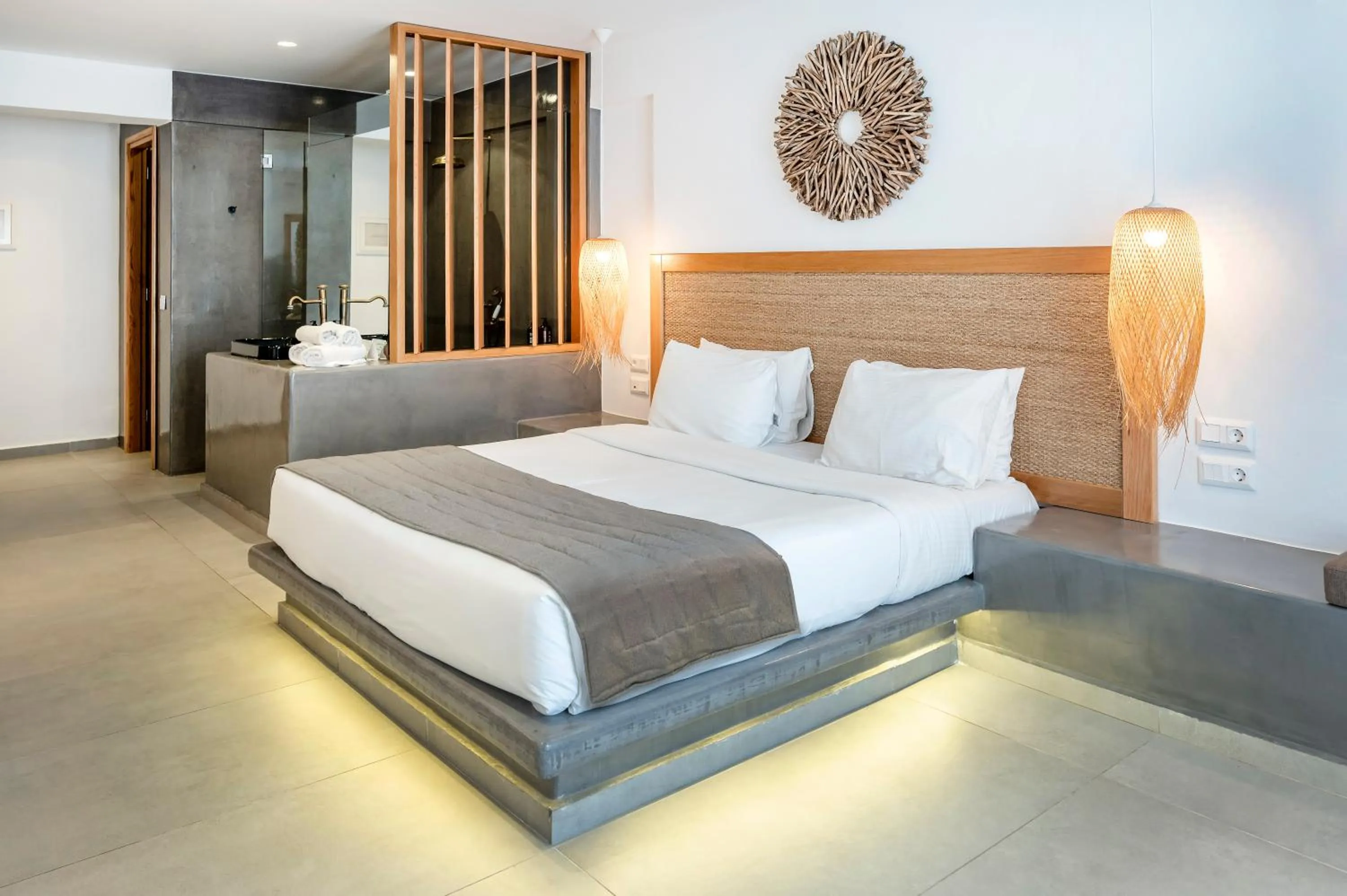 Bedroom, Bed in Smy Mediterranean White Santorini