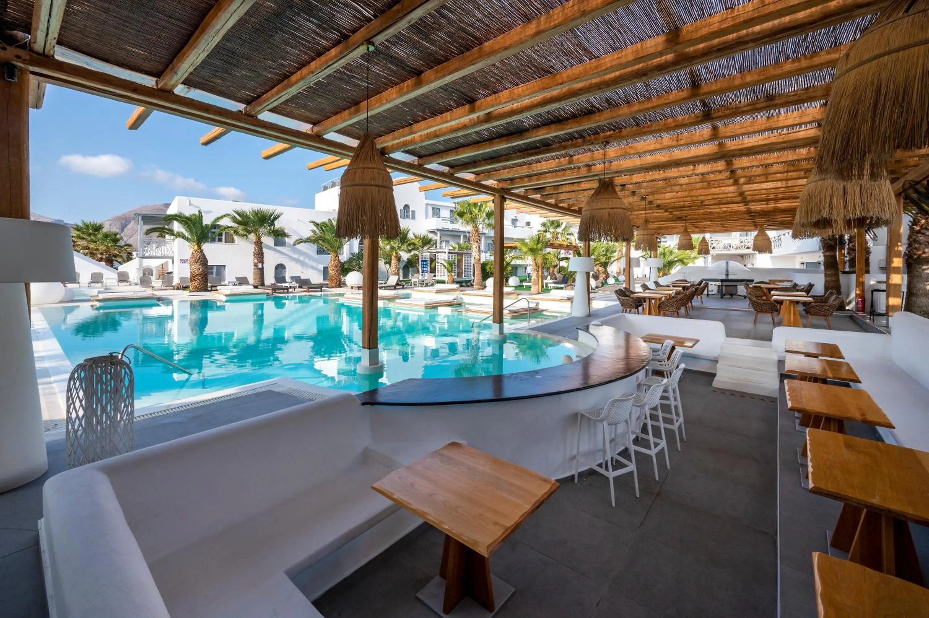 Restaurant/places to eat in Smy Mediterranean White Santorini