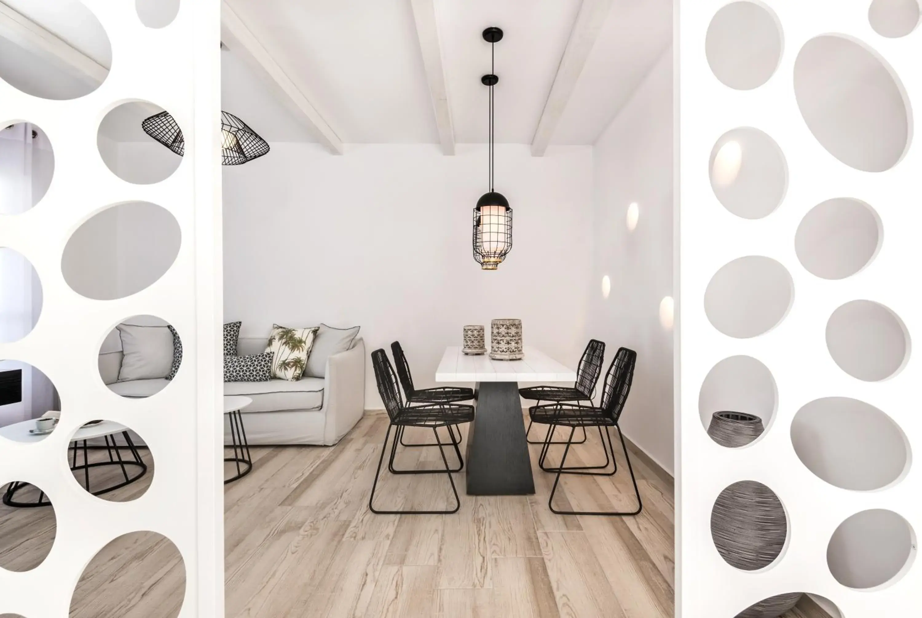 Living room in Smy Mediterranean White Santorini Living room in Smy Mediterranean White Santorini