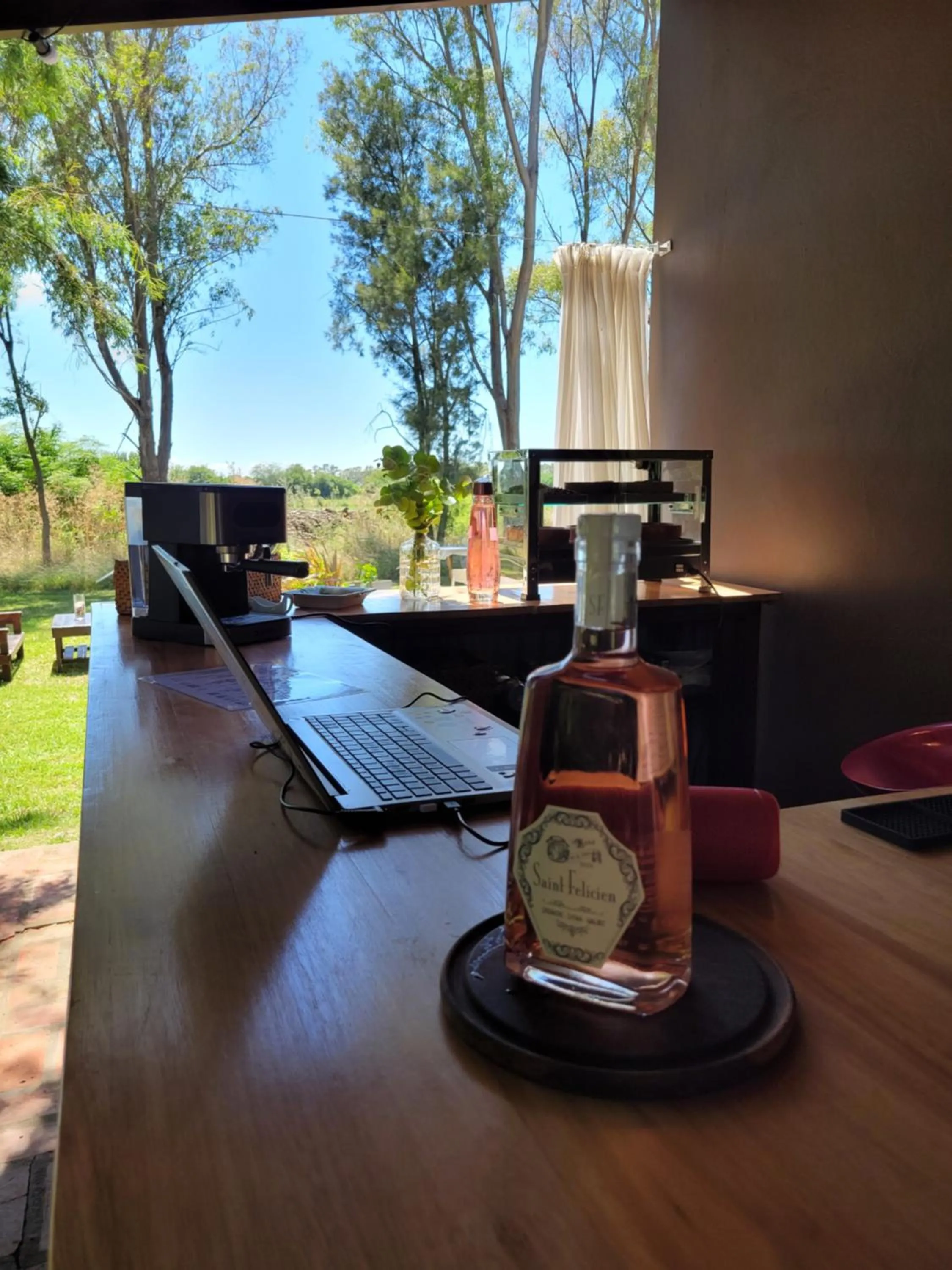 Lounge or bar in La Perdida Casa de Campo