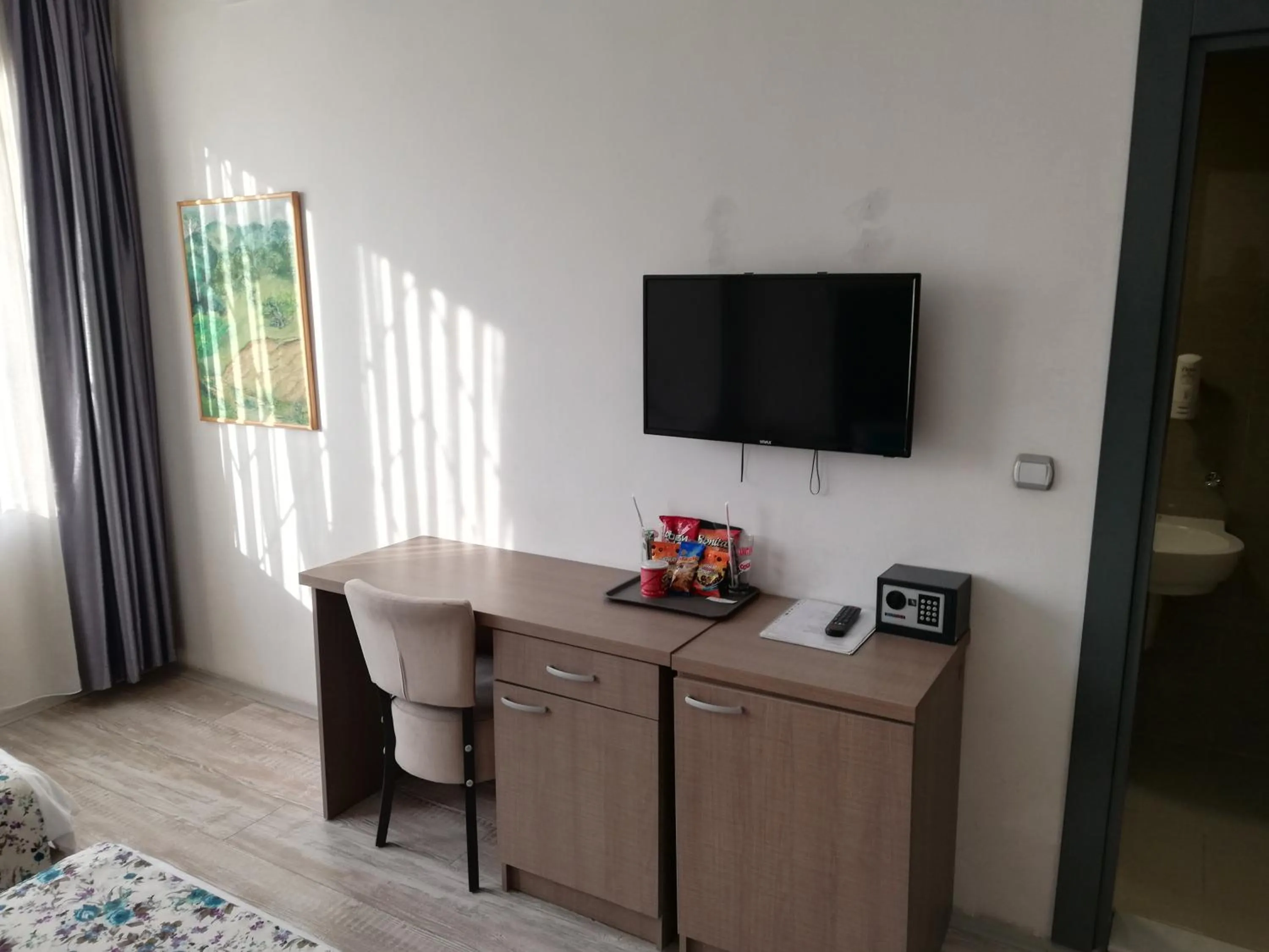 Atlas City Center Hotel