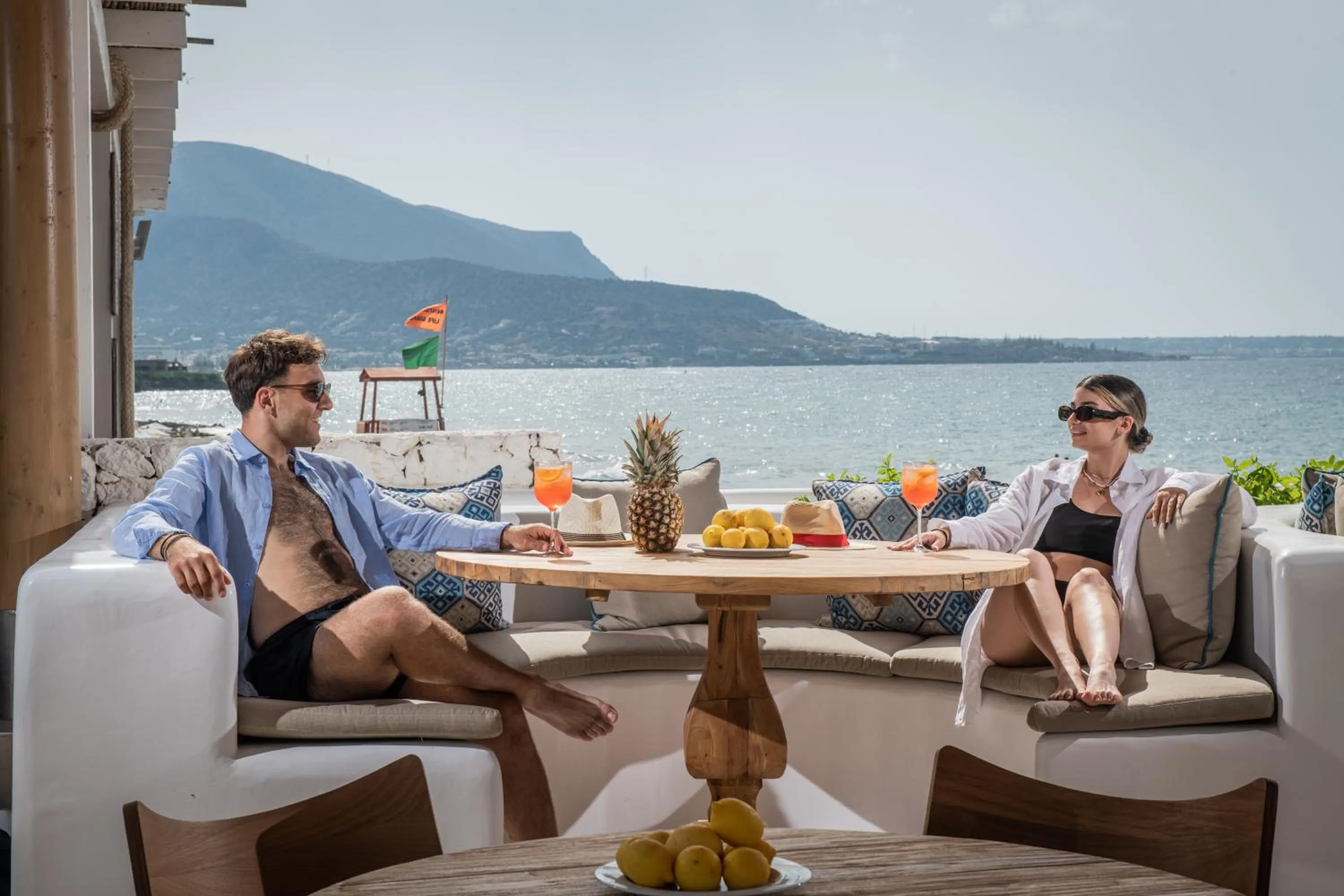 Restaurant/places to eat in Parthenis Beach, Suites by the Sea