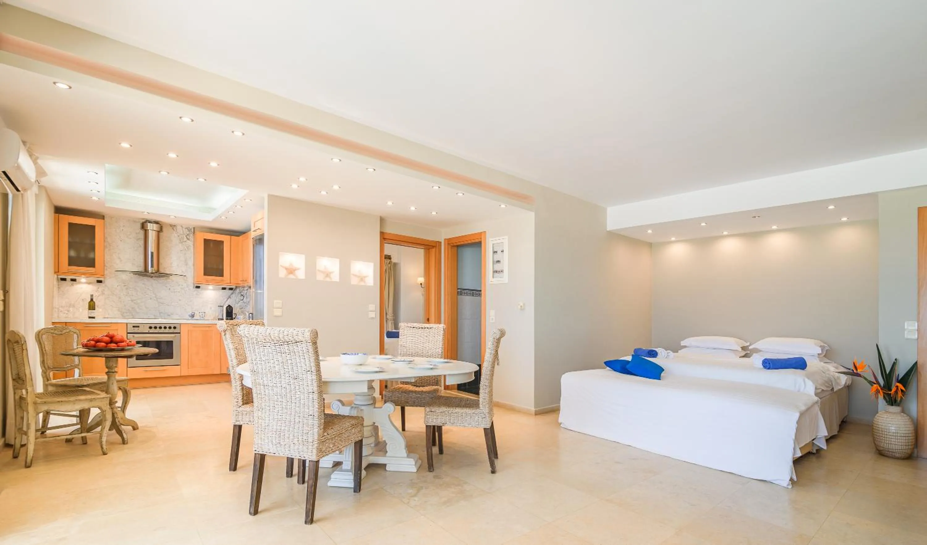 Parthenis Beach, Suites by the Sea