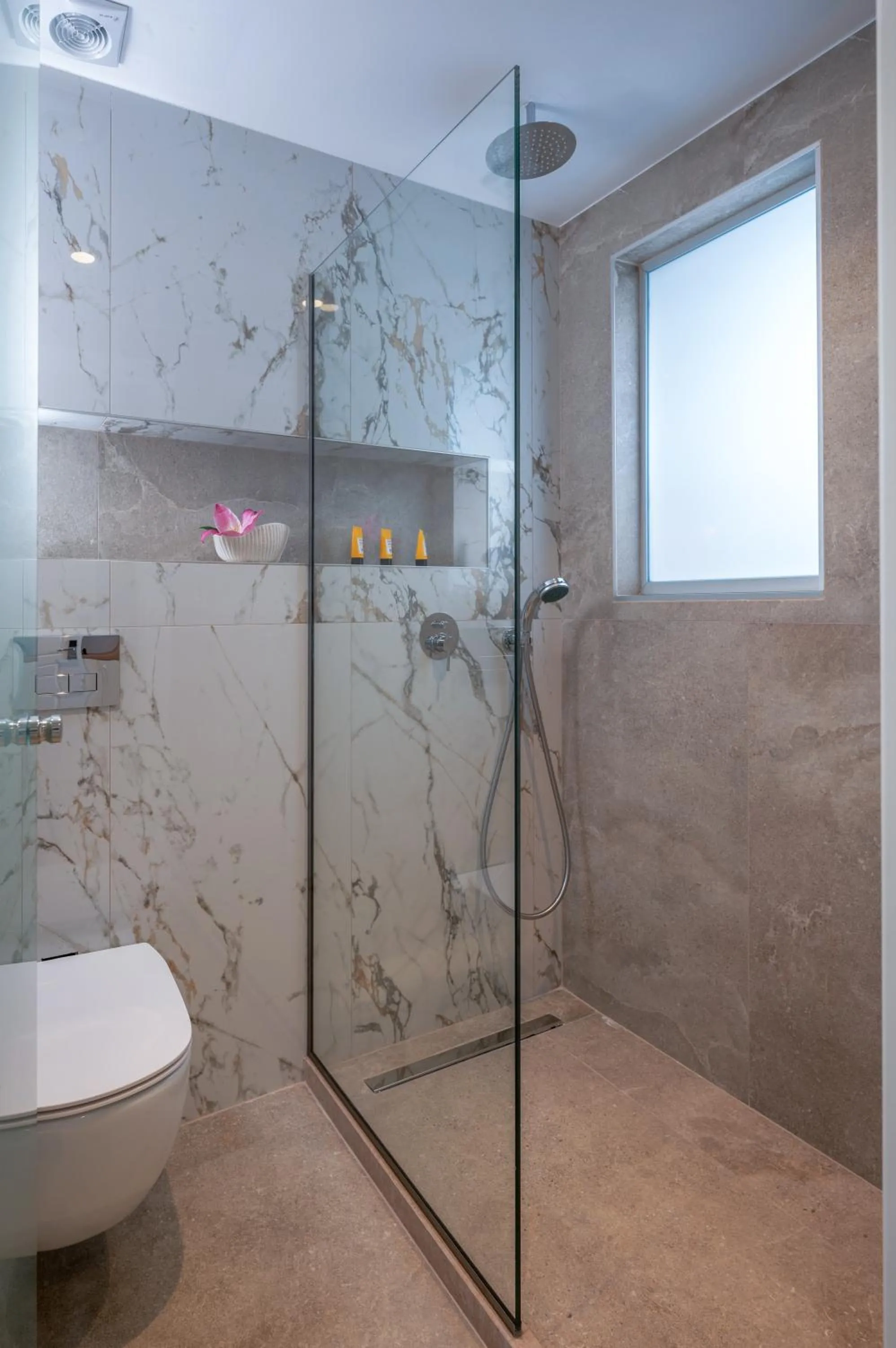 Parthenis Beach, Suites by the Sea