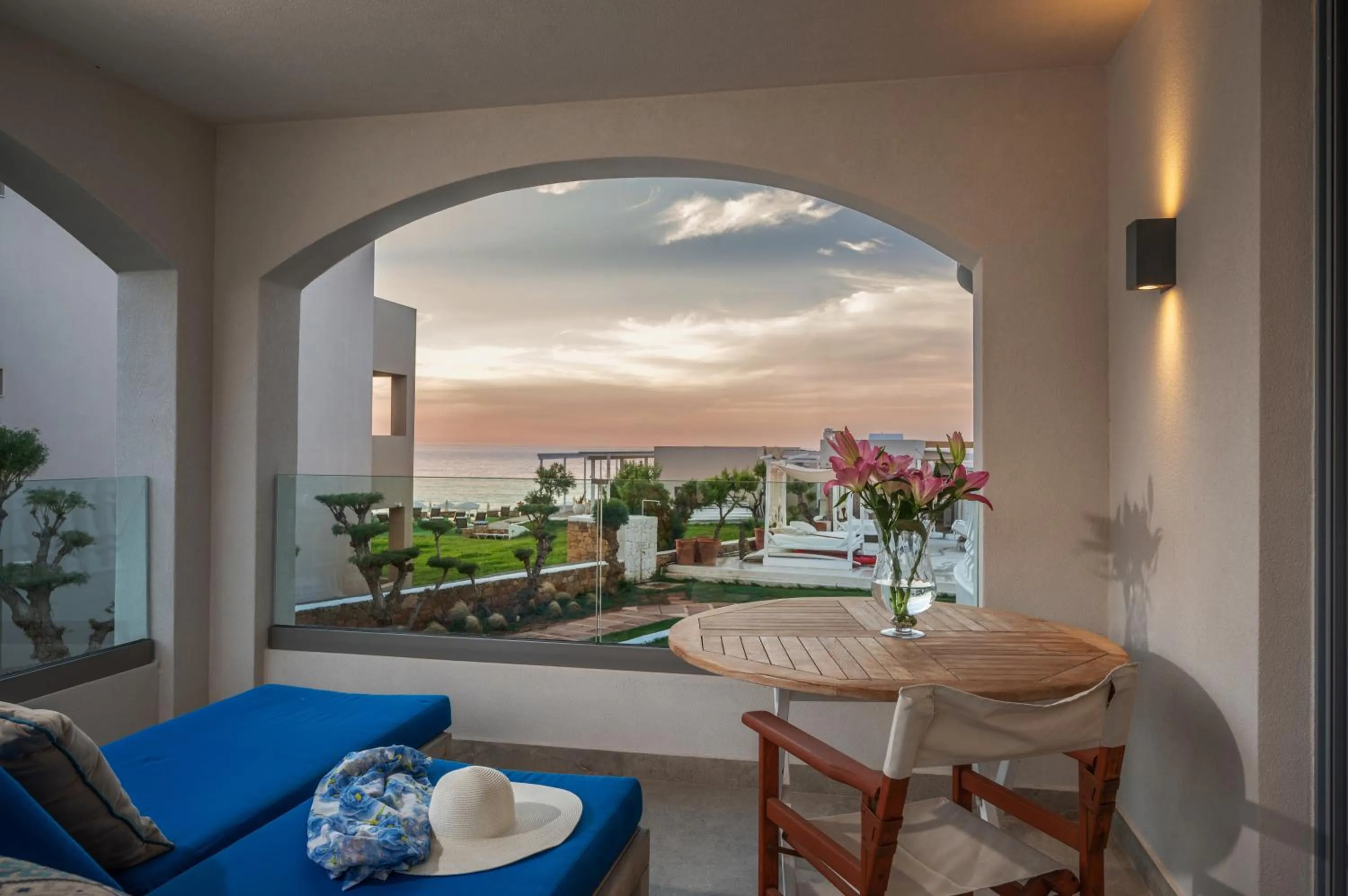 Parthenis Beach, Suites by the Sea