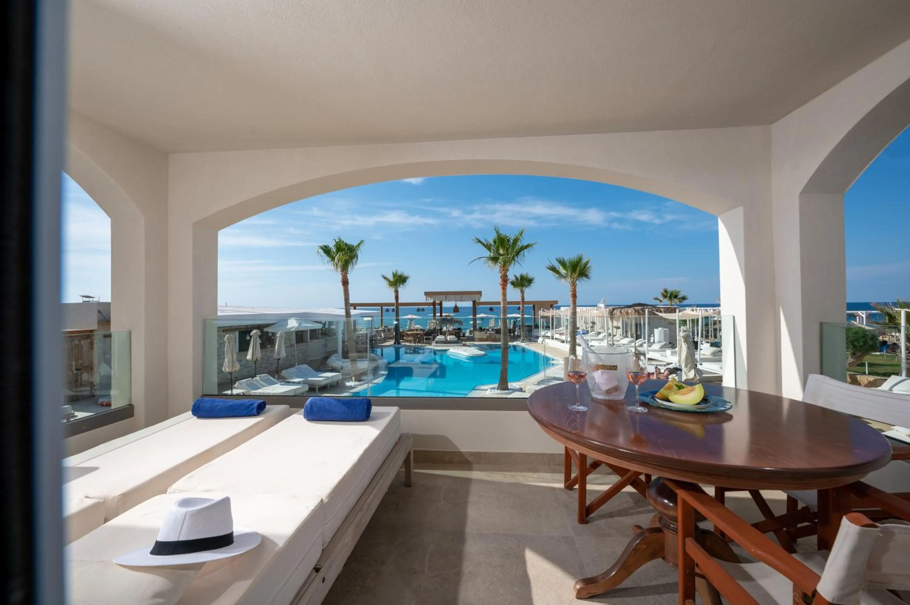 Parthenis Beach, Suites by the Sea