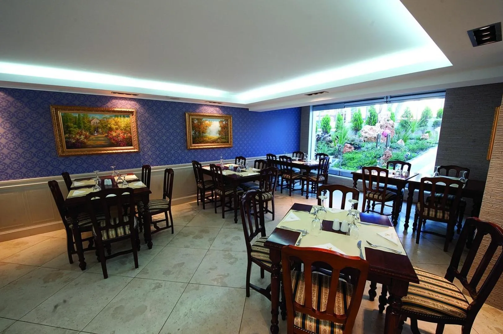 Restaurant/places to eat in Elinotel Apolamare Hotel