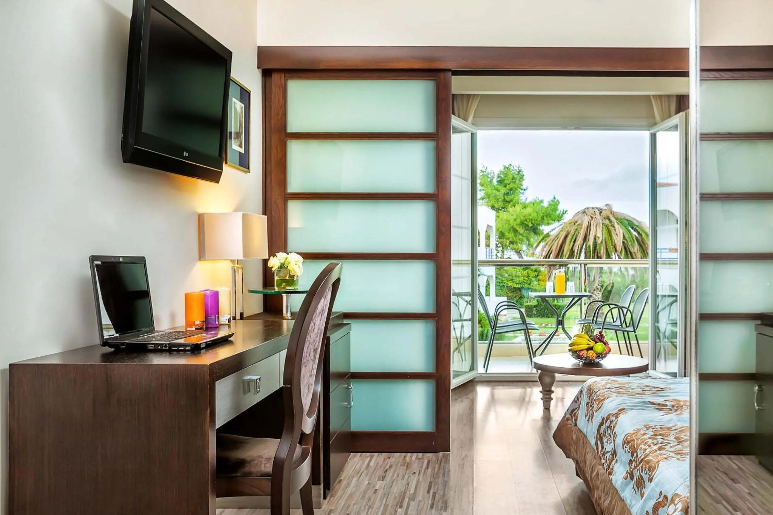Living room in Elinotel Apolamare Hotel