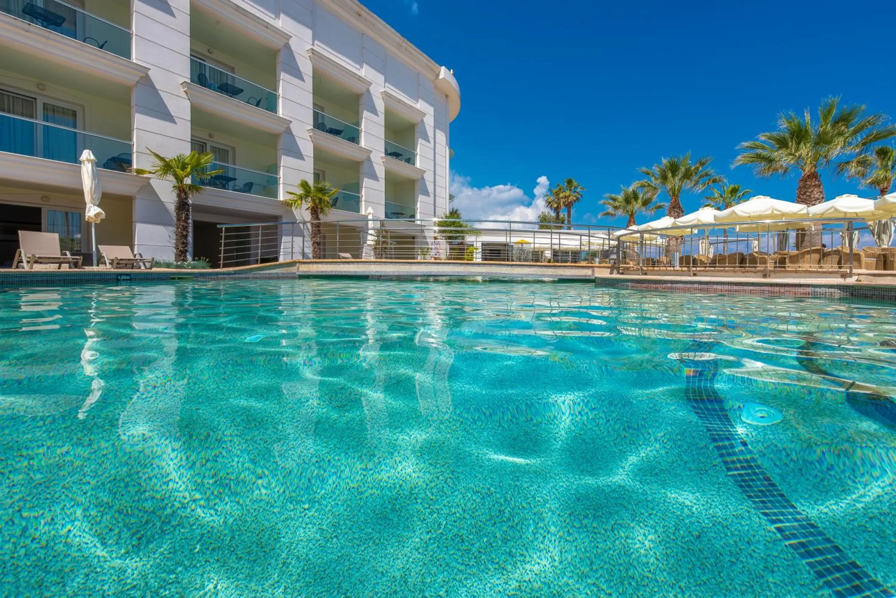 Swimming pool in Elinotel Apolamare Hotel