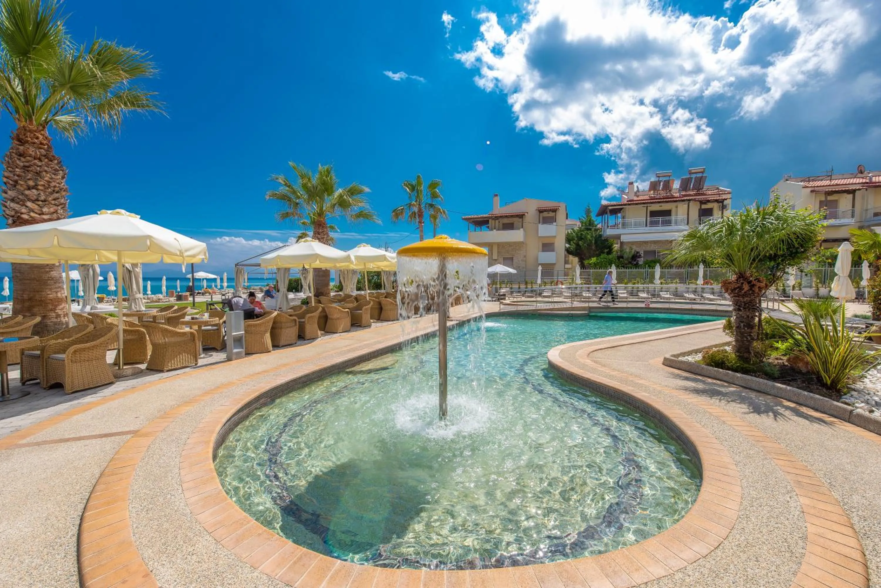 Swimming pool in Elinotel Apolamare Hotel