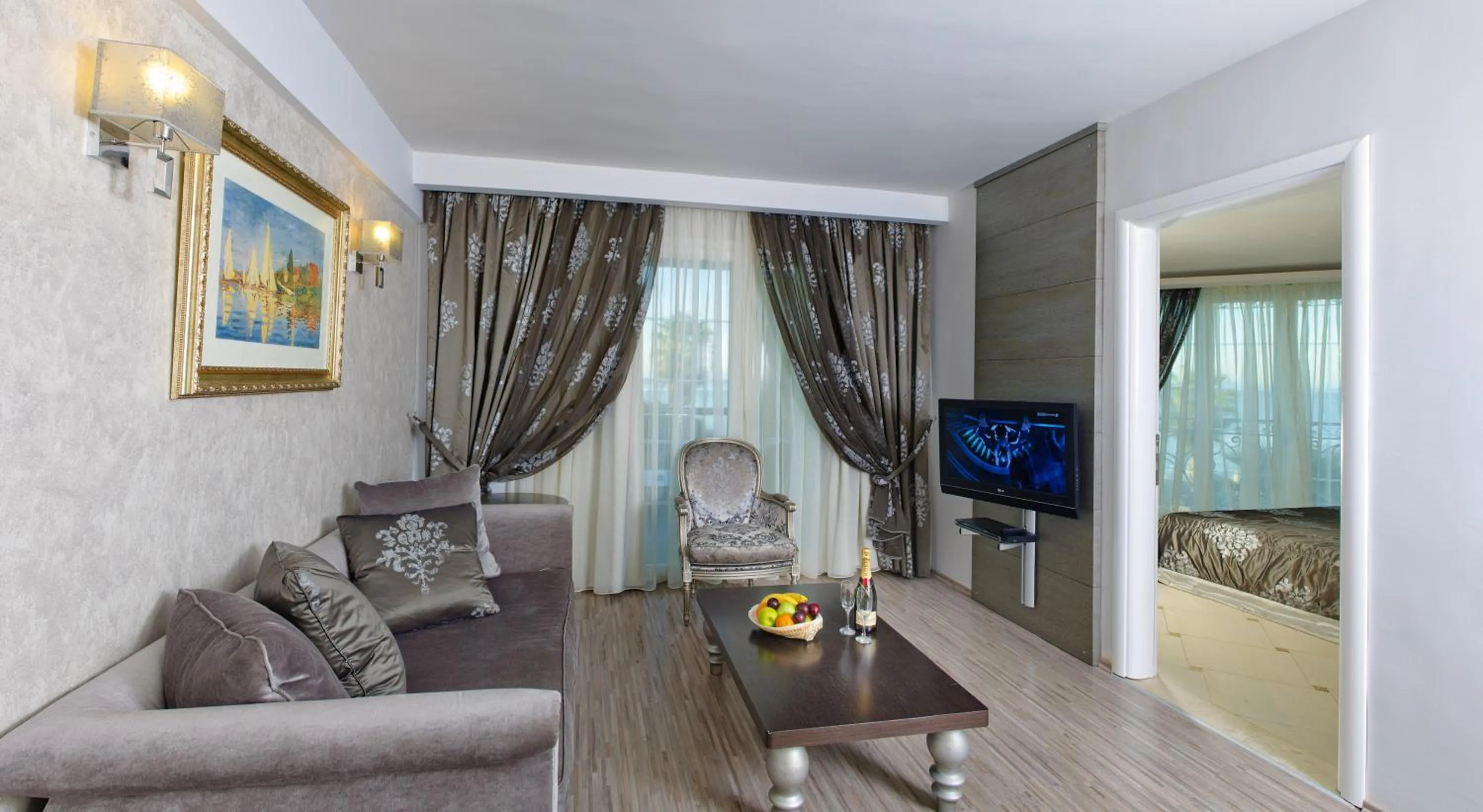 Living room in Elinotel Apolamare Hotel