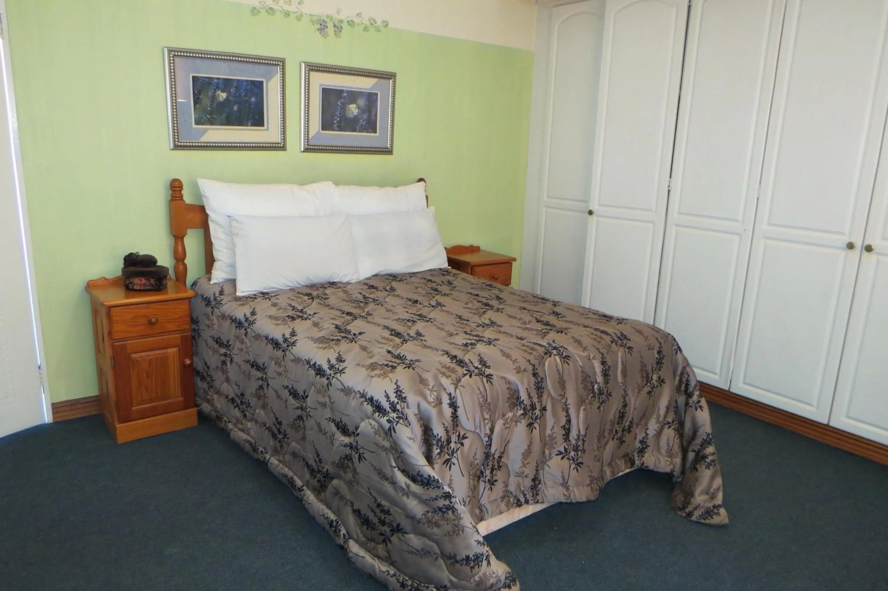 Bedroom, Bed in Lajava Guest Lodge