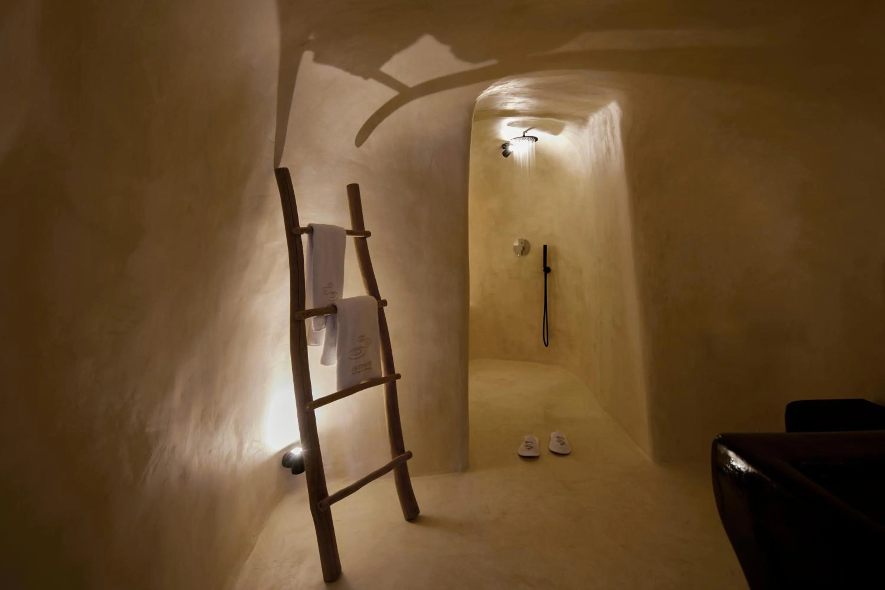 Bathroom in Thermes Luxury Villas And Spa
