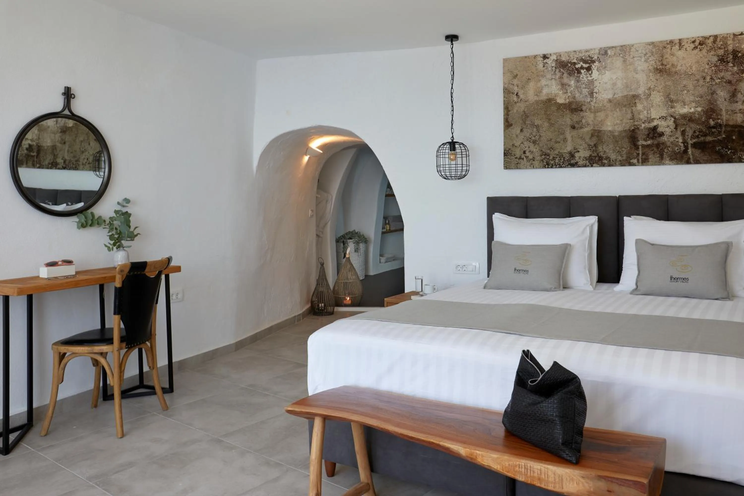 Bed in Thermes Luxury Villas And Spa