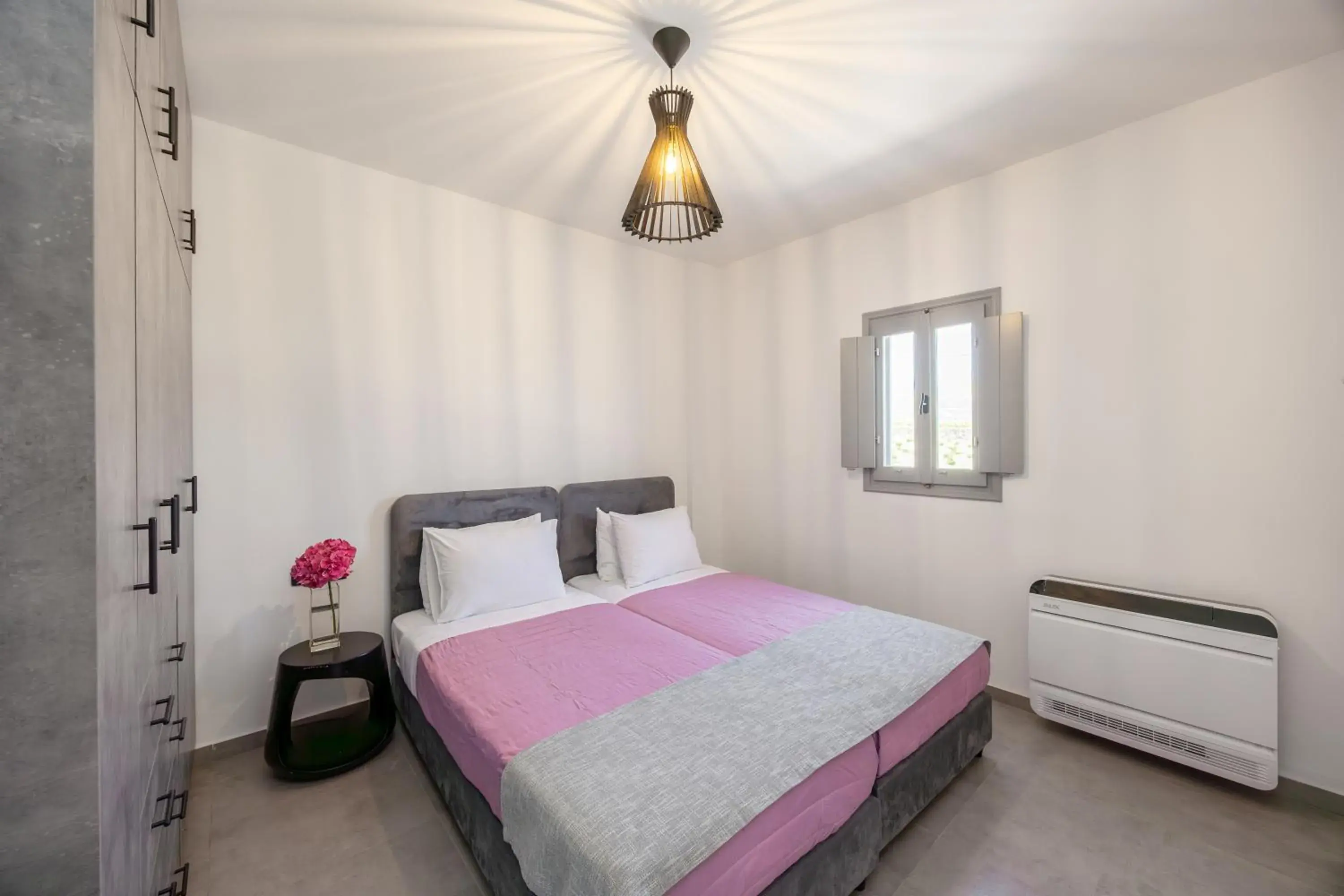 Bed in Thermes Luxury Villas And Spa Bed in Thermes Luxury Villas And Spa