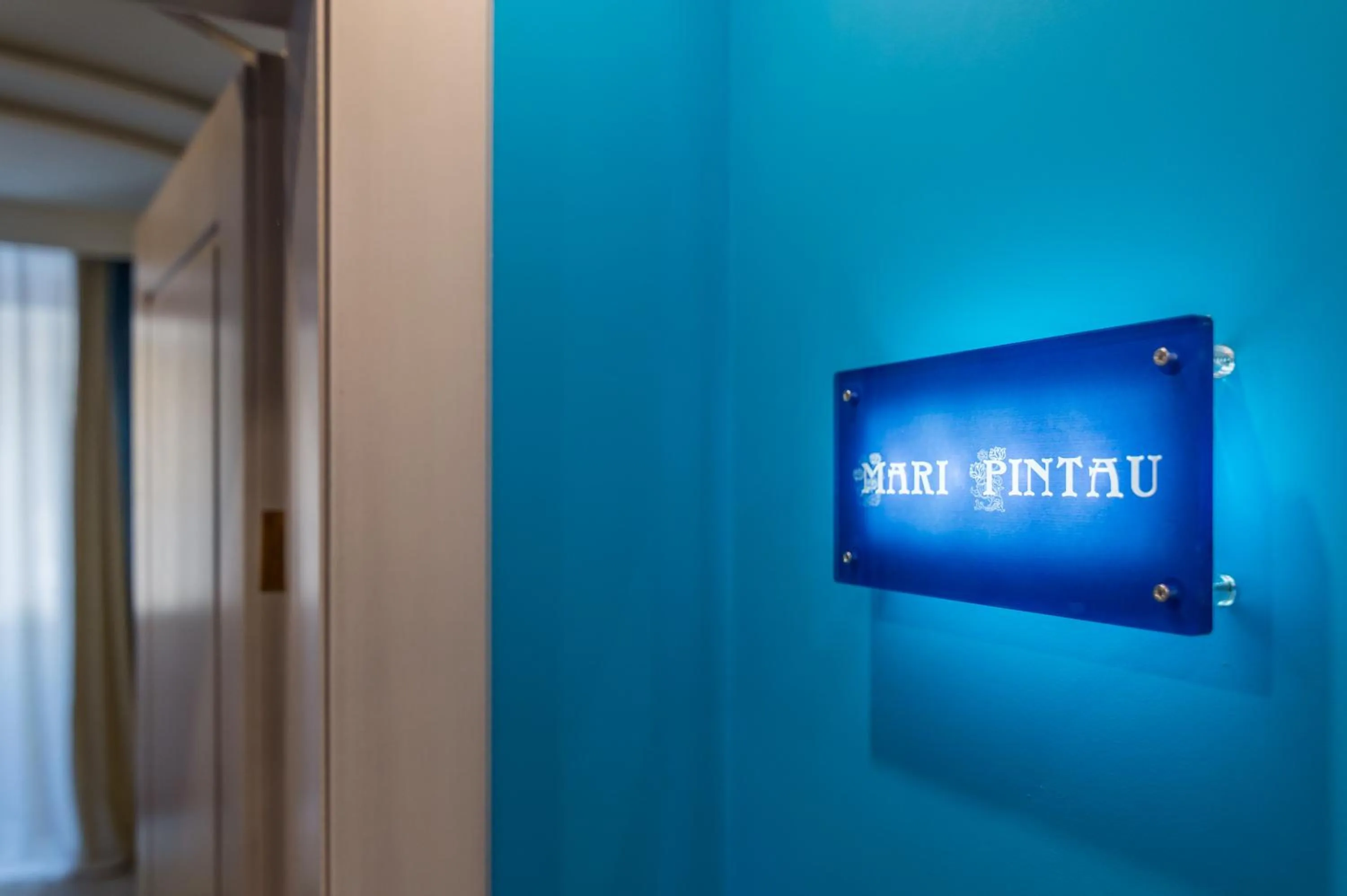 Decorative detail in L'Ambasciata Hotel de Charme